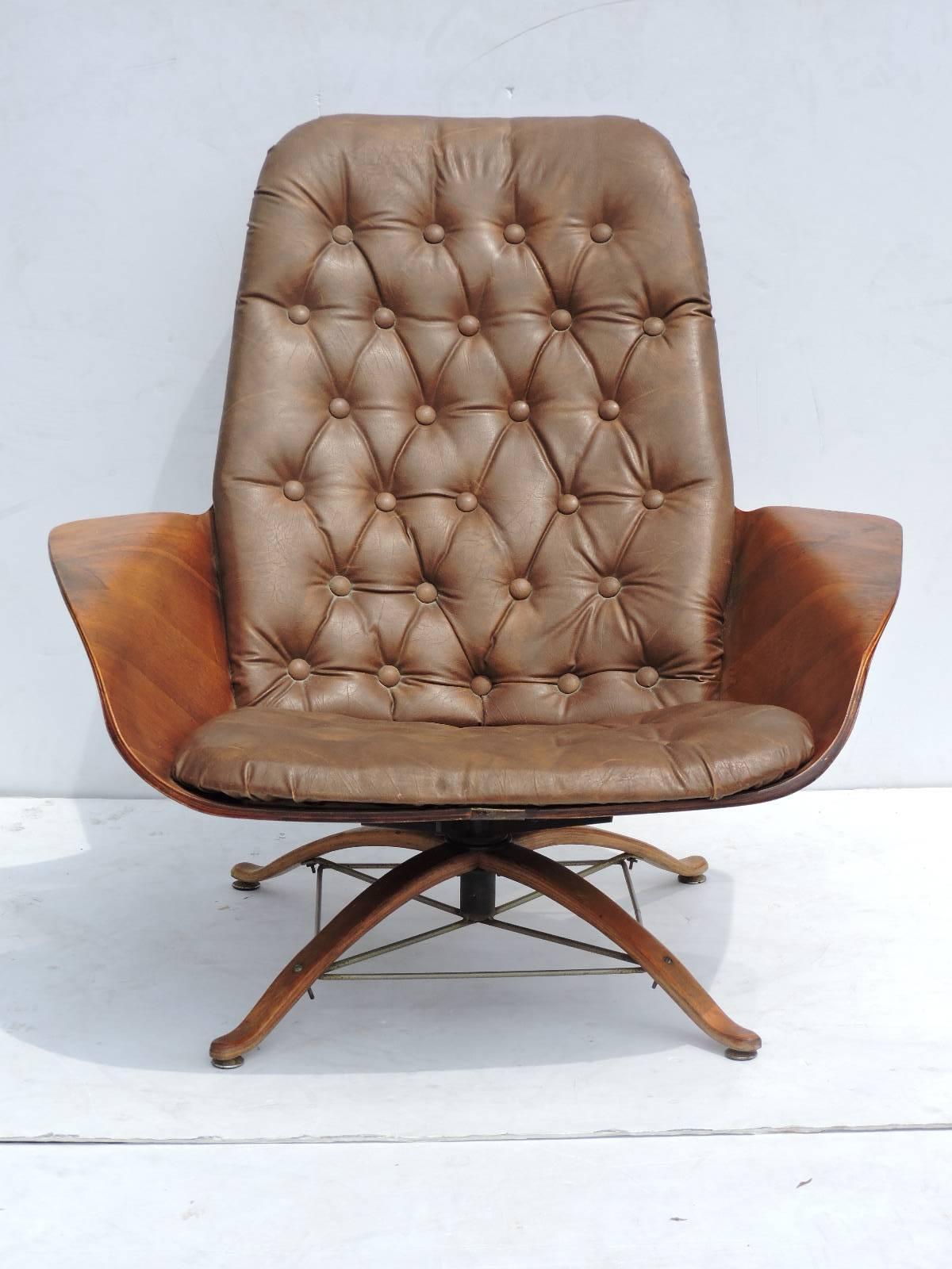 20th Century Bentwood Lounge Chair and Ottoman by George Mulhauser for Plycraft