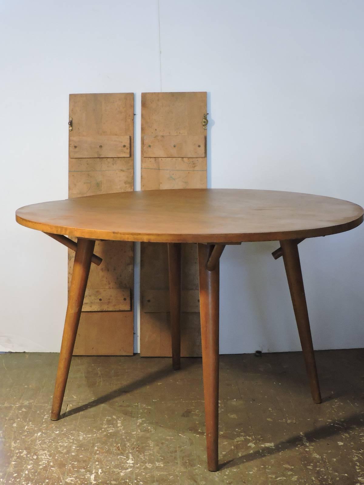 Russel Wright American Modern Extension Dining Table for Conant Ball In Good Condition In Rochester, NY