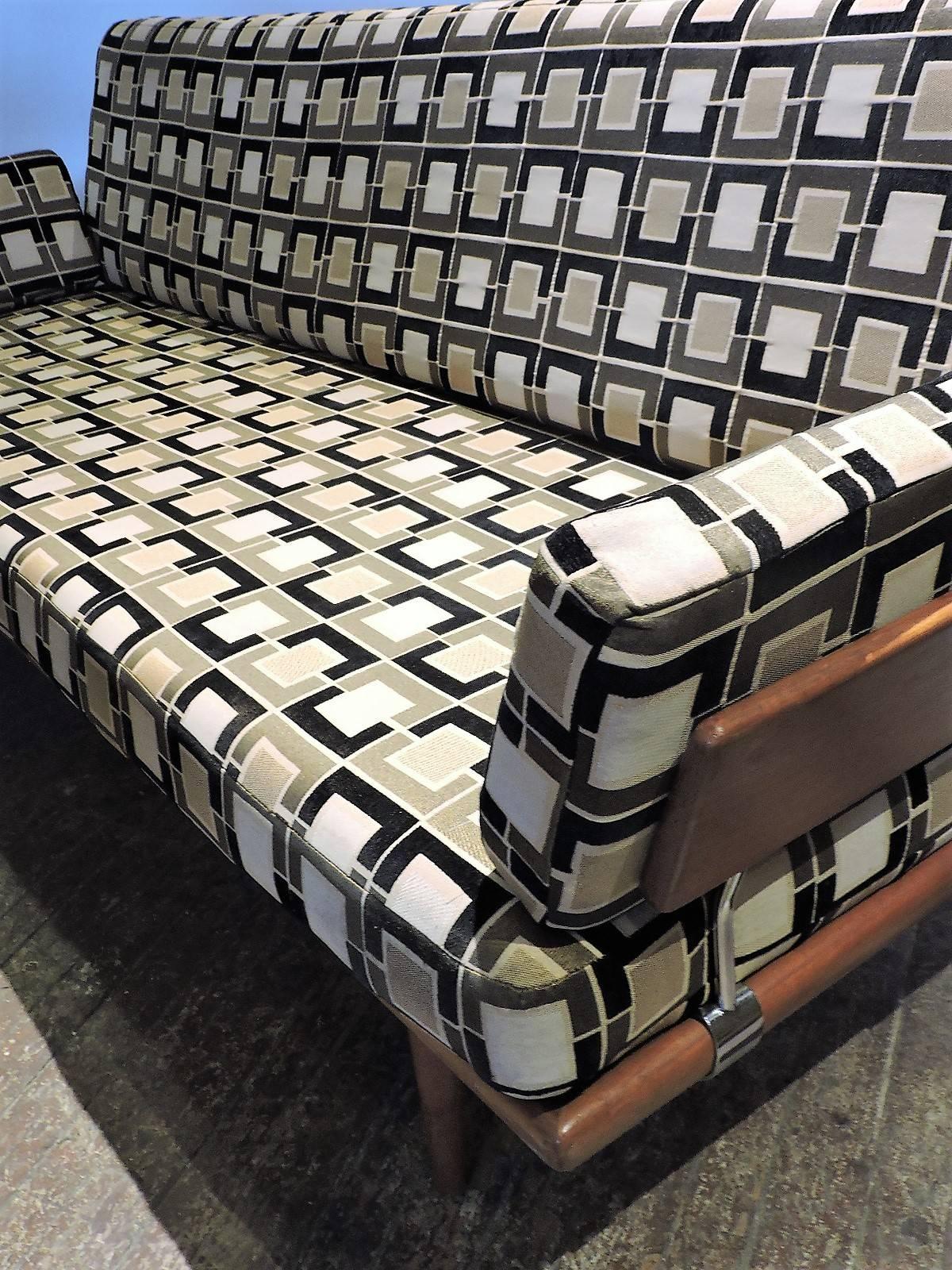 Minerva sofa designed by Peter Hvidt and Orla Mølgaard-Nielsen manufactured by France and Son for John Stuart Inc. (original metal tags on top of front seat rail - picture 7) the teak and chrome frame with great looking beautiful high quality
