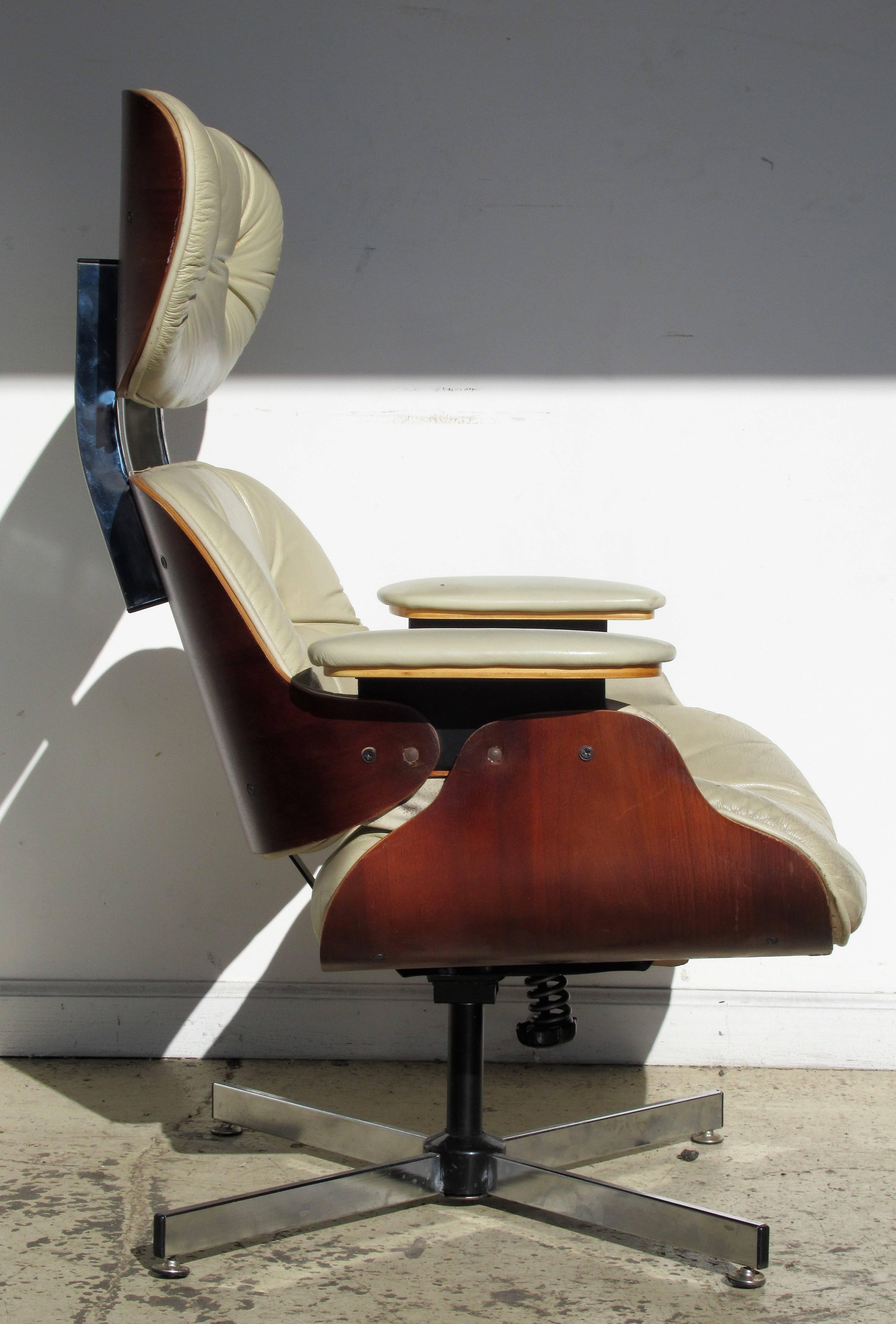 Plycraft Lounge Chair George Mulhauser In Good Condition In Rochester, NY