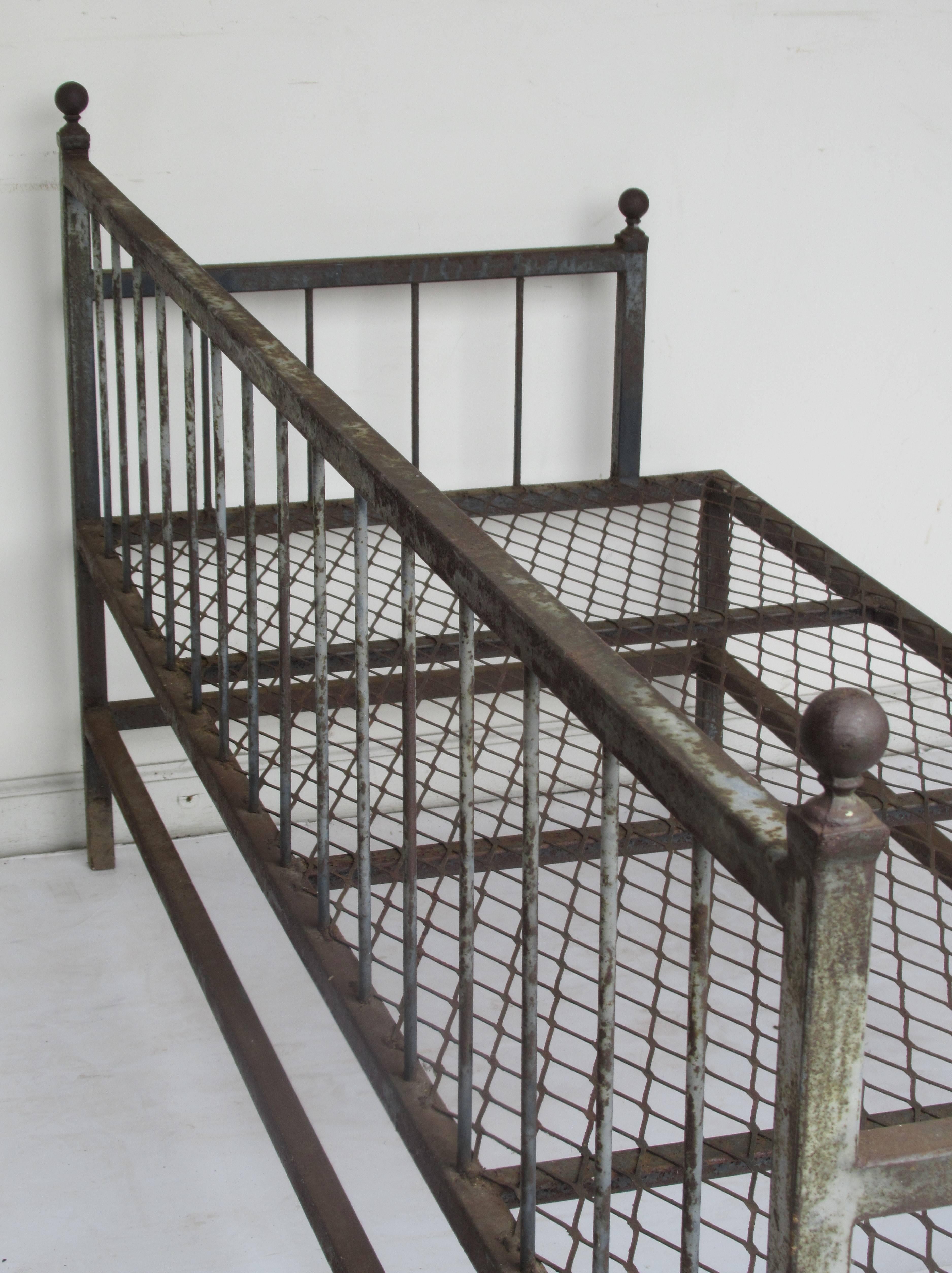 Classical Iron Daybed  2