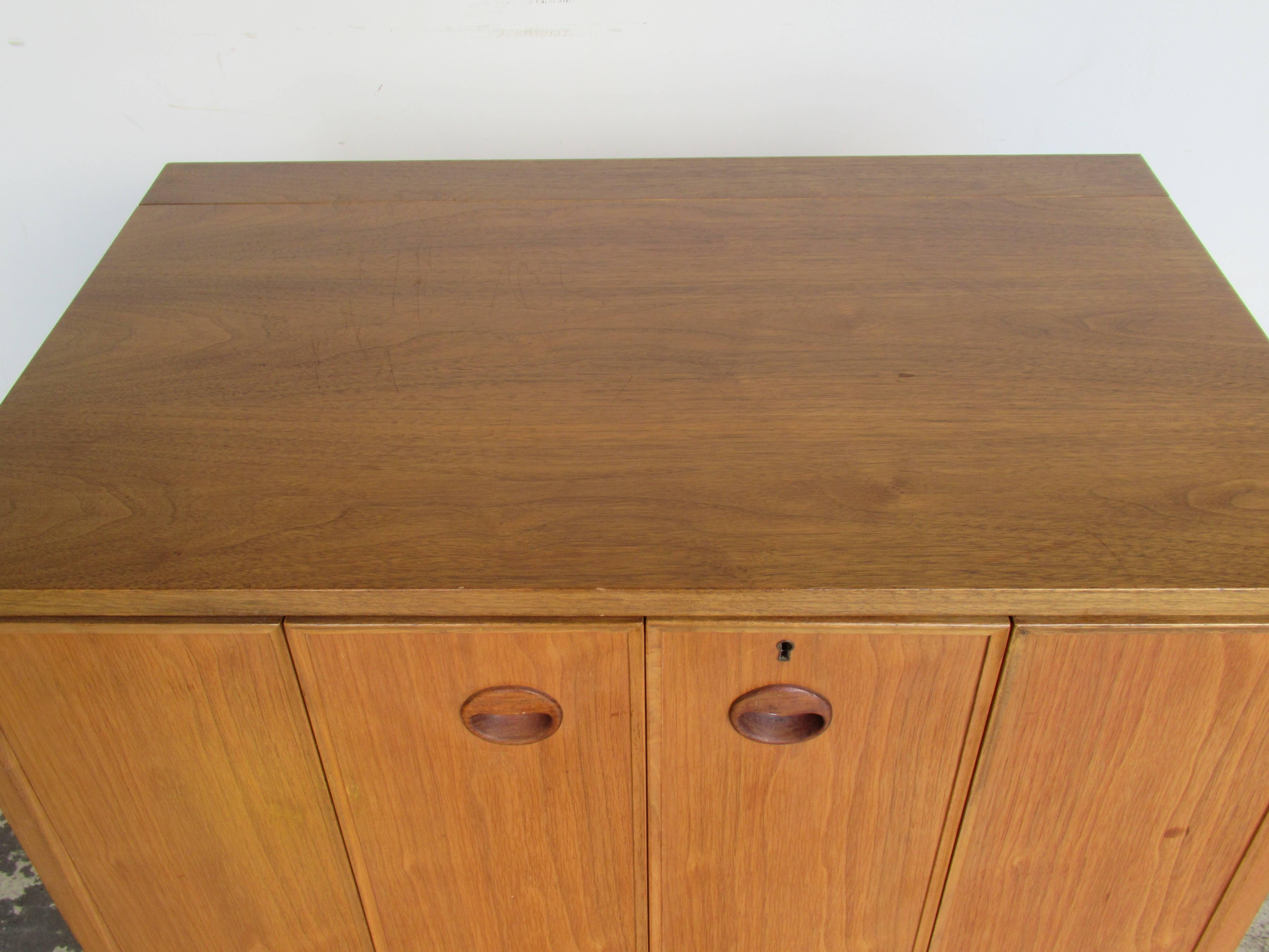 Mid-Century Modern Lift Top Cabinet by Edward Wormley for Dunbar