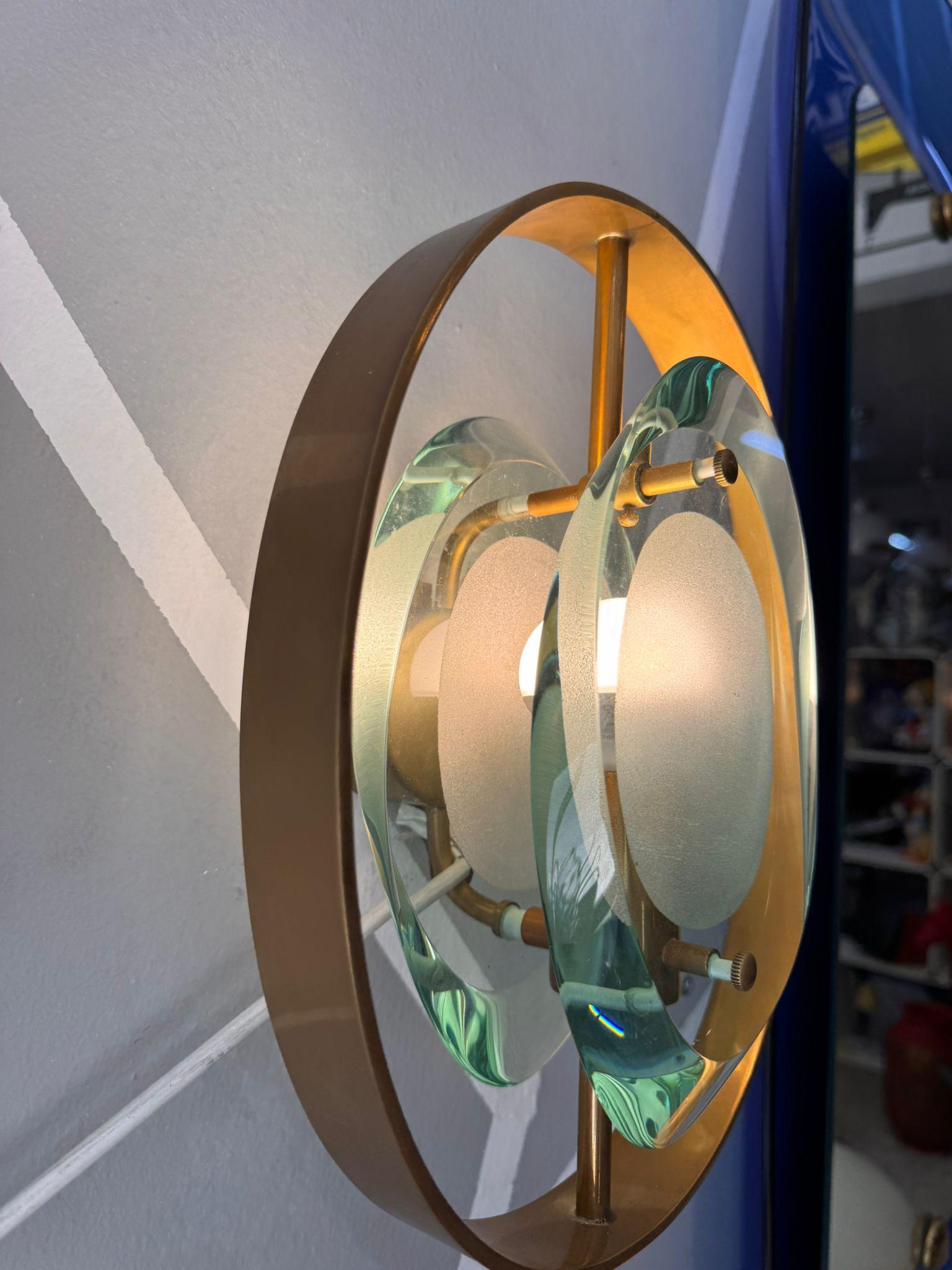 Italian Coppia di lampade da parete Max Ingrand per Fontana Arte in vendita