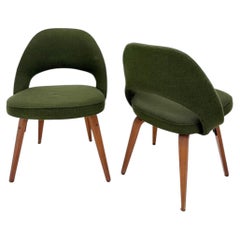 Set of Four Eero Saarinen Executive Chairs for Knoll International, Mid-Century