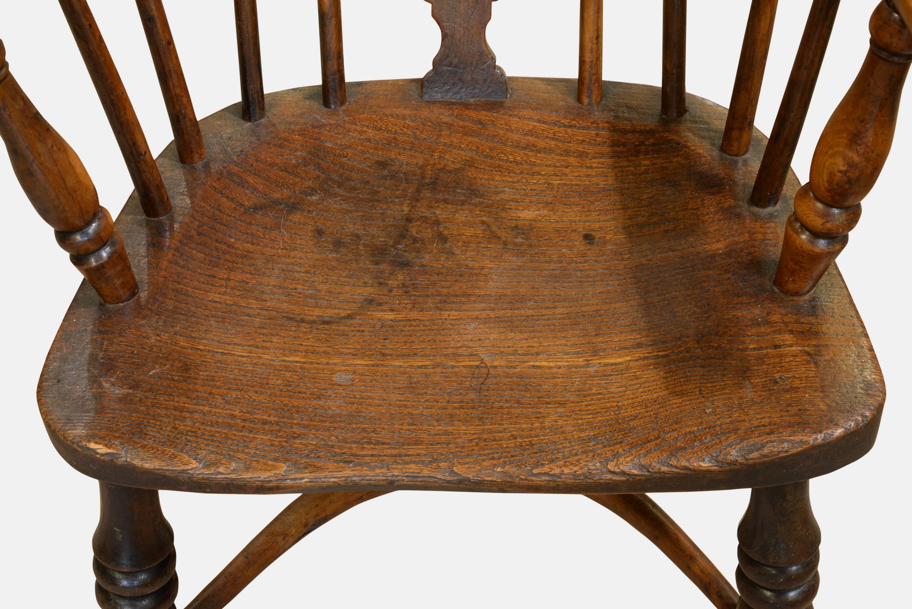 19th Century Child Yew-Wood and Elm Windsor Chair 2