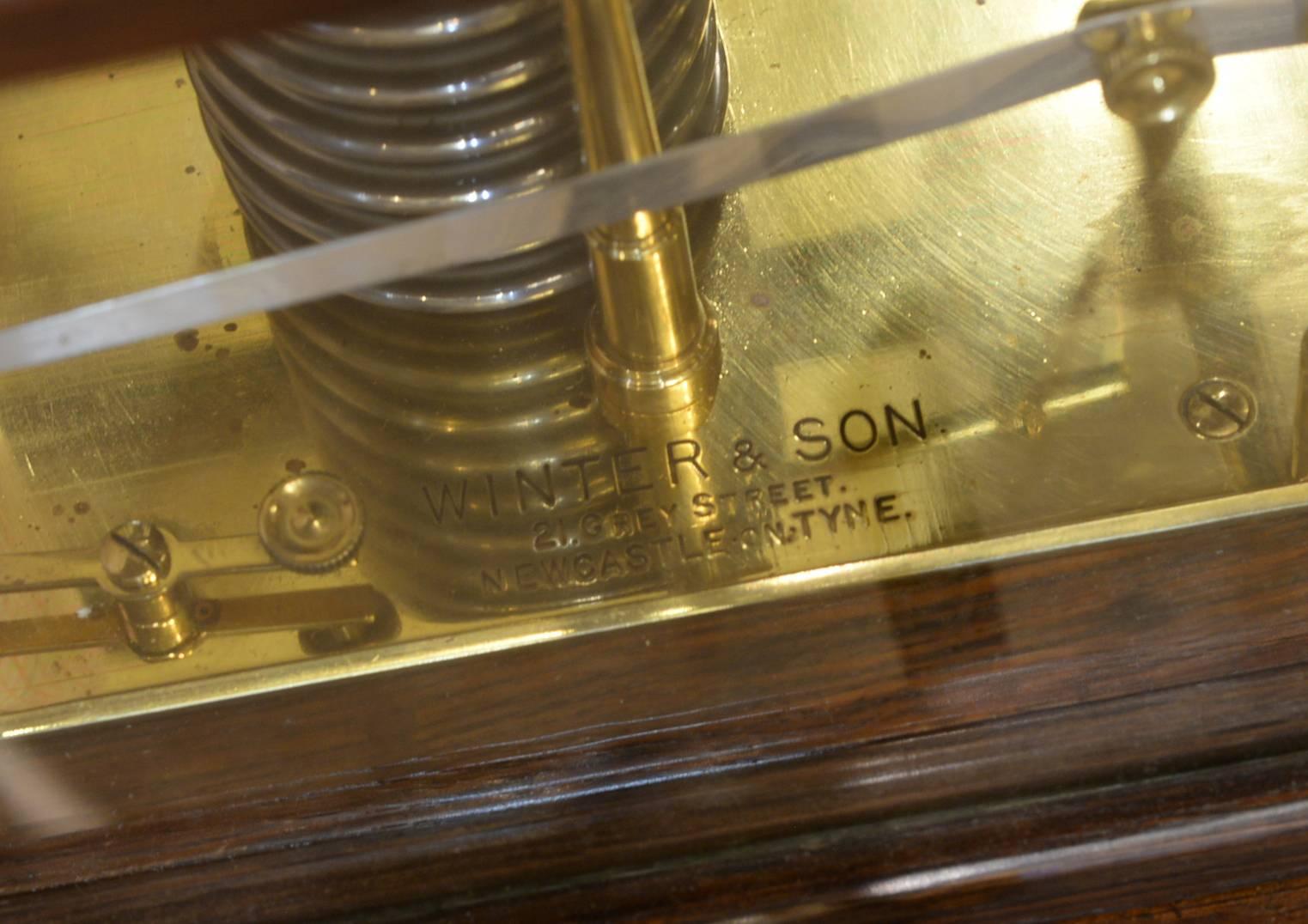 Oak Cased Barograph by Winter & Son In Excellent Condition In Salisbury, GB