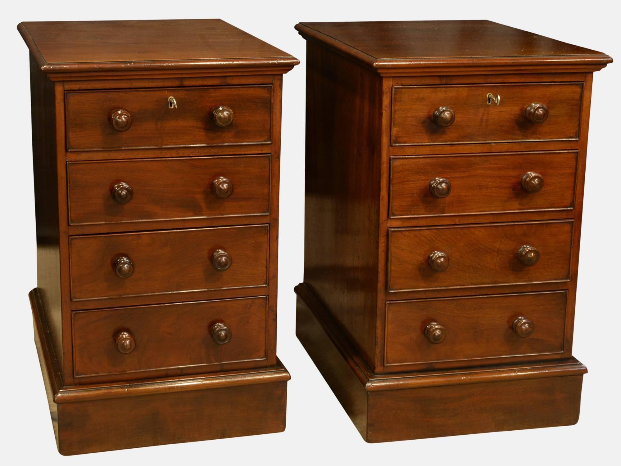 Pair of early Victorian mahogany bedside chests,

circa 1860s.
  