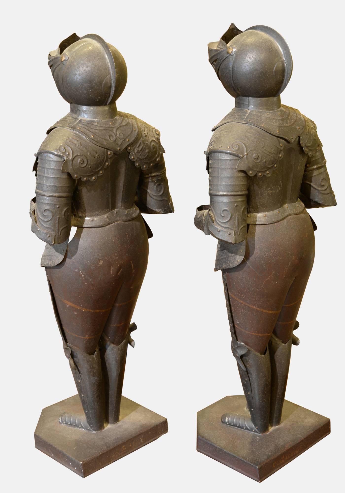 Pair of Miniature Suits of Armour In Excellent Condition In Salisbury, GB