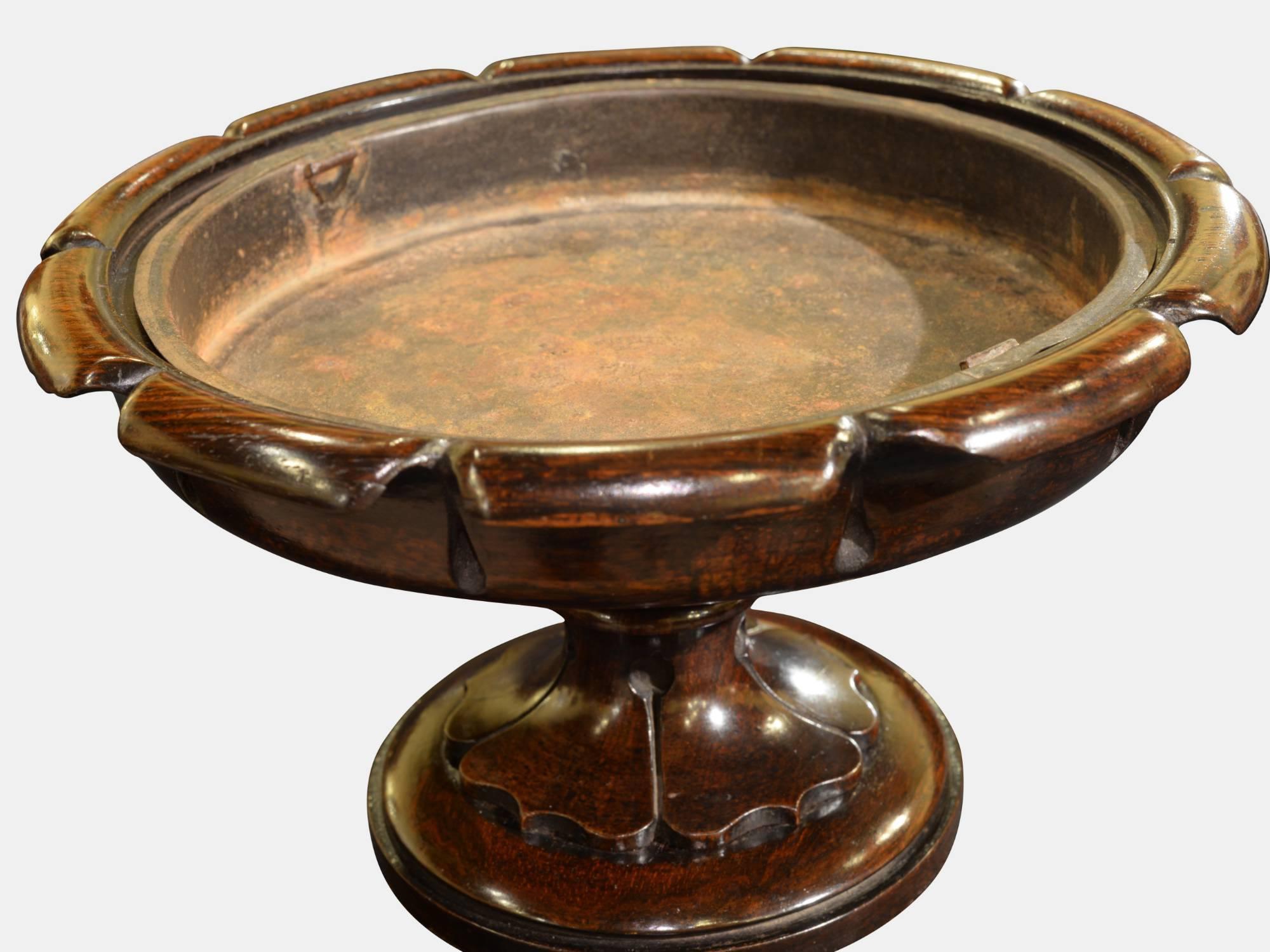 English Late Regency Carved  Rosewood Table Planter c1820 For Sale