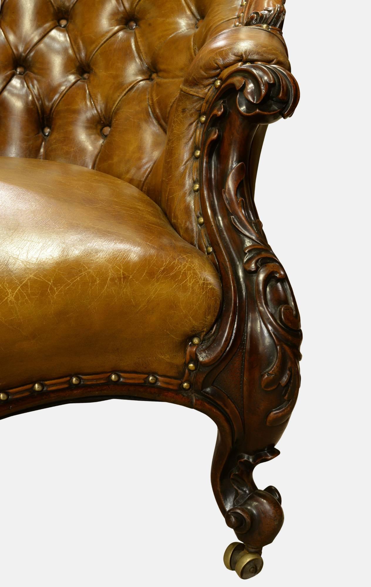 19th Century Deep Buttoned Chestnut Leather Chaise Longue For Sale
