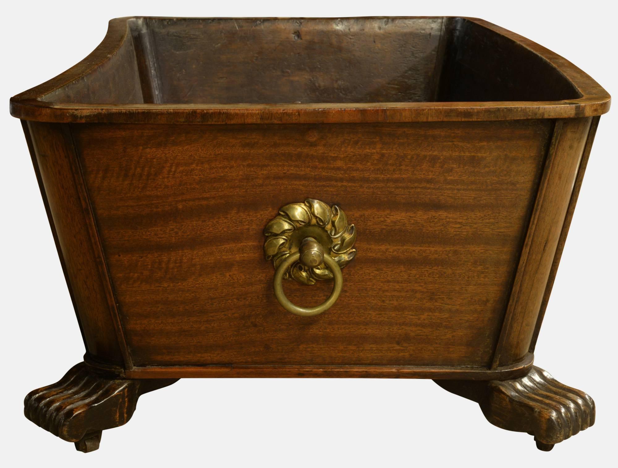 George IV Mahogany Wine Cooler In Excellent Condition For Sale In Salisbury, GB