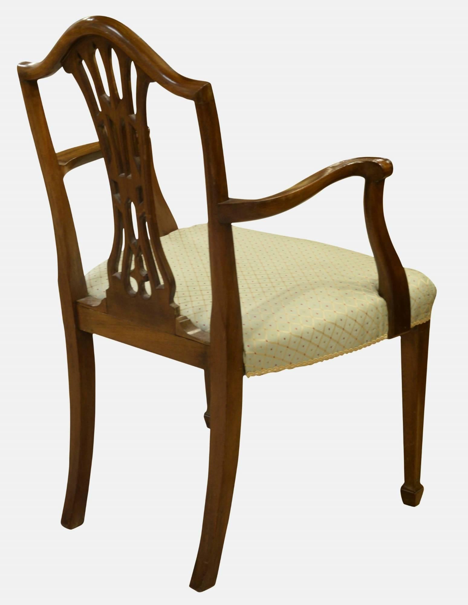 Mahogany Hepplewhite Period Carver Chair In Excellent Condition In Salisbury, GB