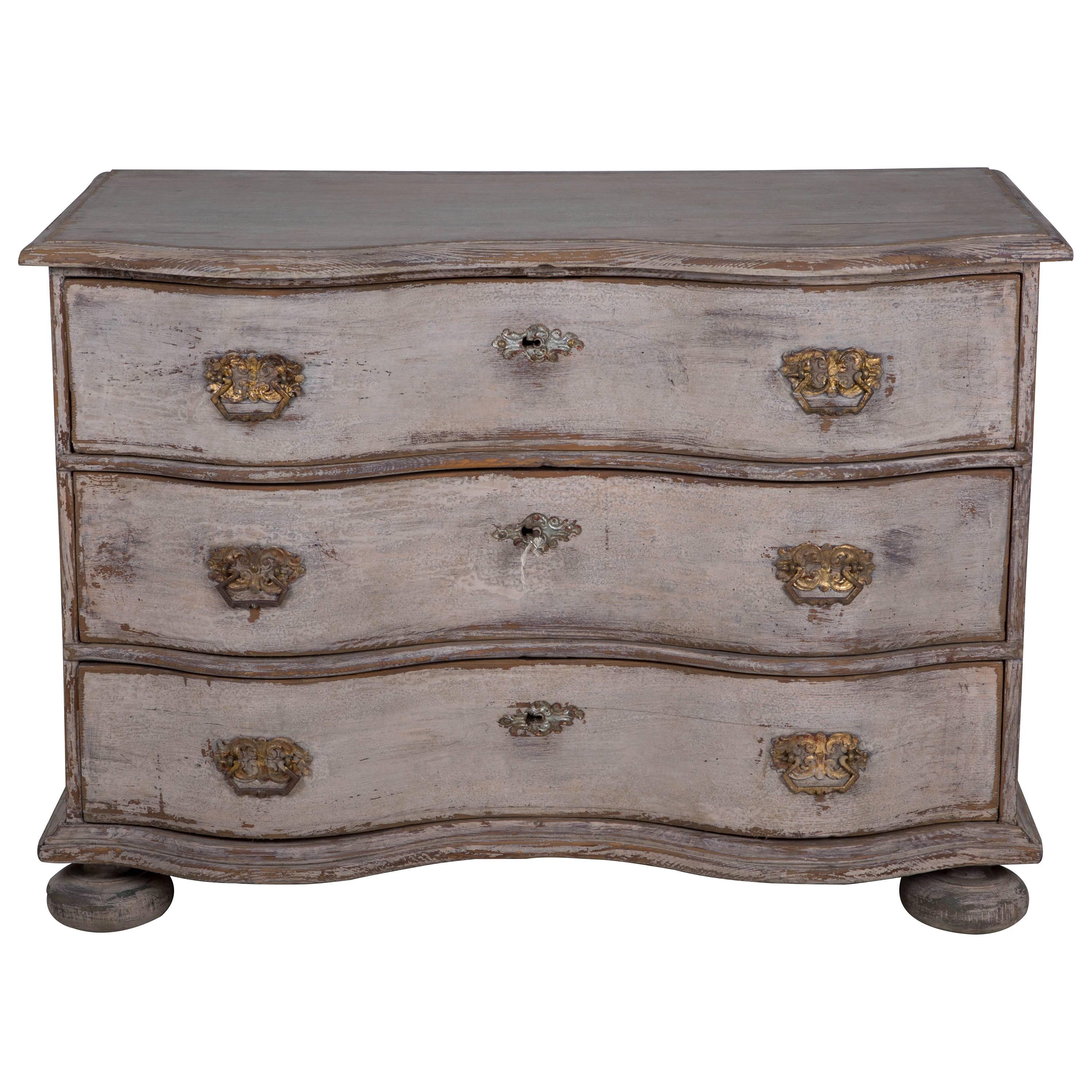 Swedish Painted Baroque Commode In Good Condition In Gloucestershire, GB