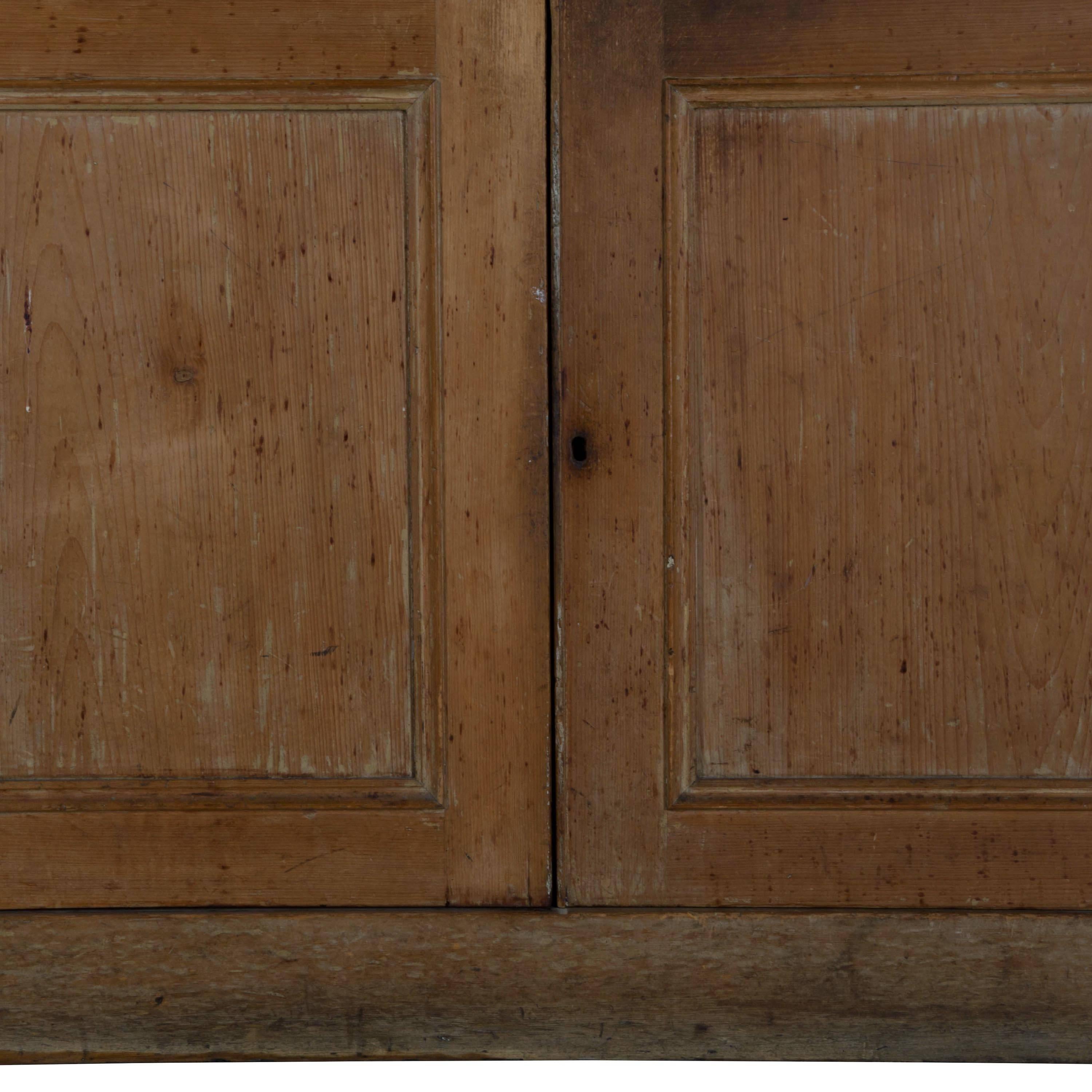 19th Century Breakfront Bookcase In Good Condition In Gloucestershire, GB