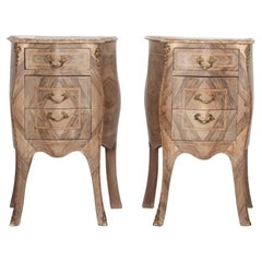 Wood Commodes and Chests of Drawers