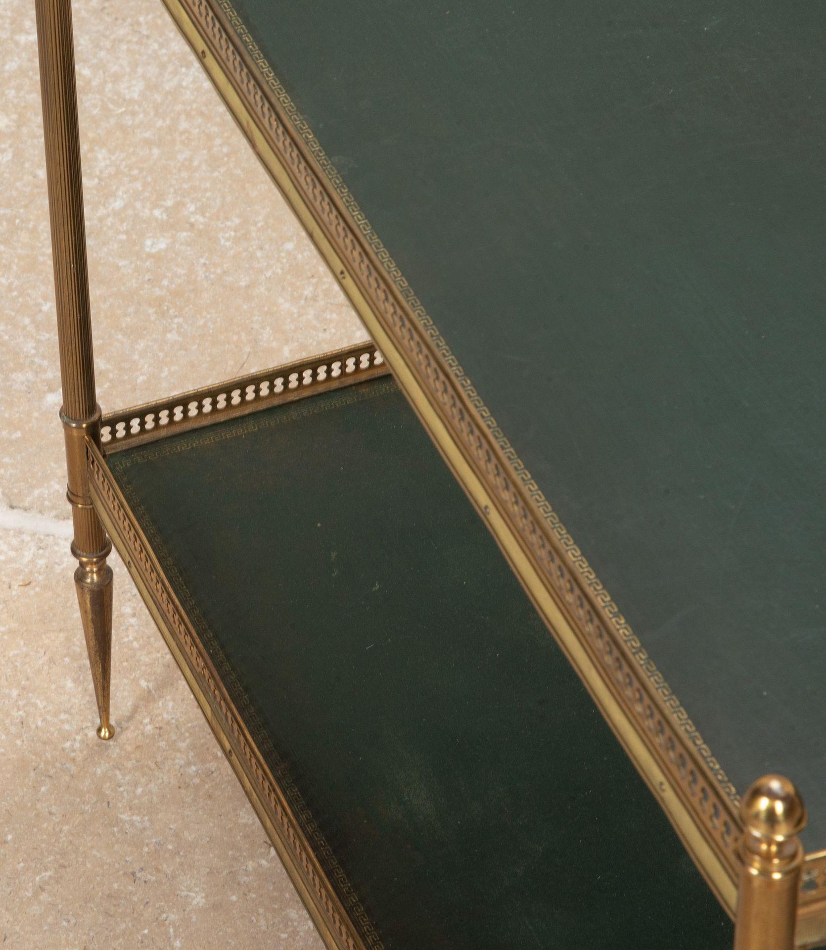 Paire de tables d'appoint en laiton de la Maison Jansen du milieu du siècle dernier Bon état - En vente à Gloucestershire, GB