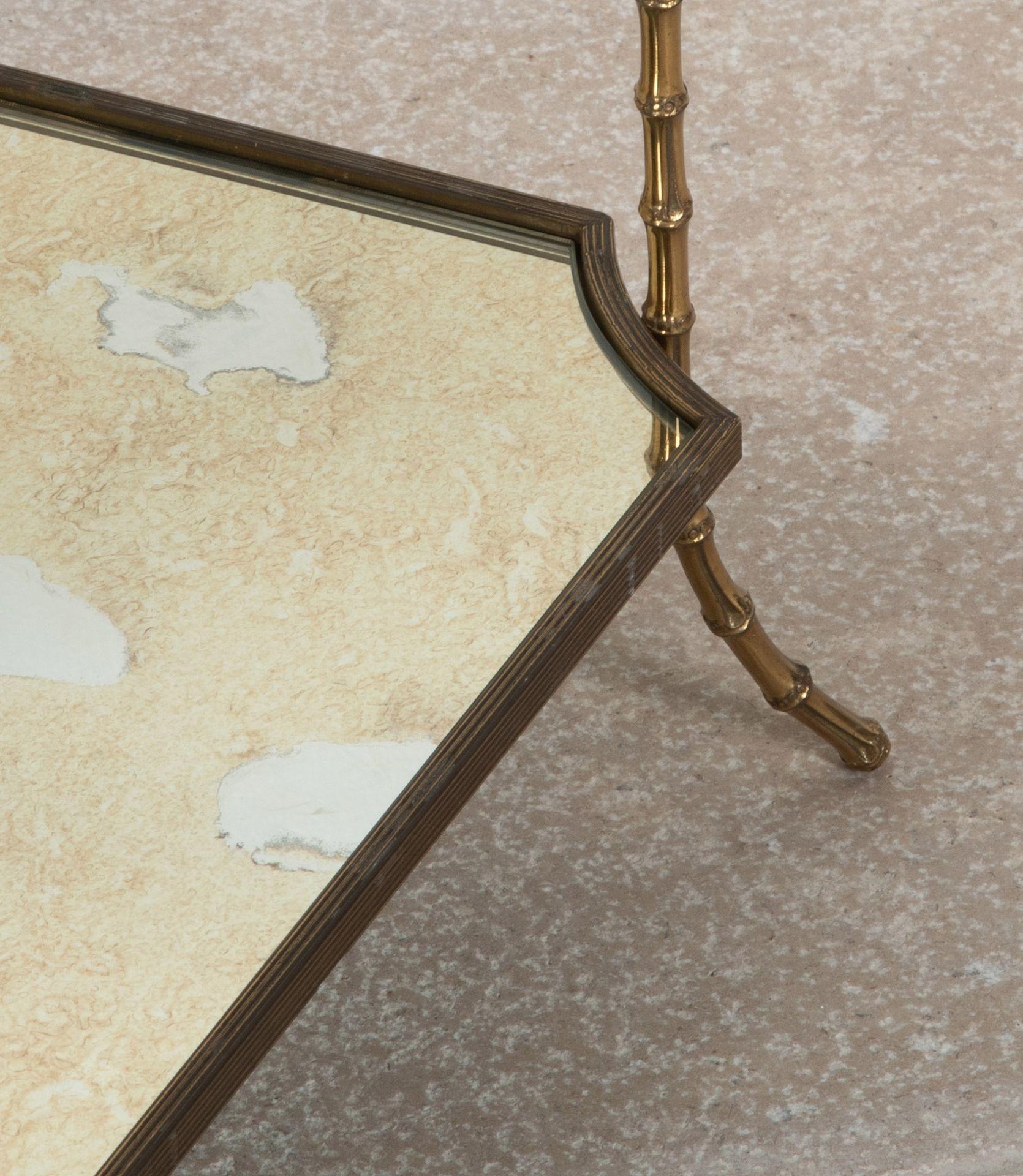 Paire de tables d'appoint en laiton de la Maison Bagues du milieu du siècle dernier en vente 3