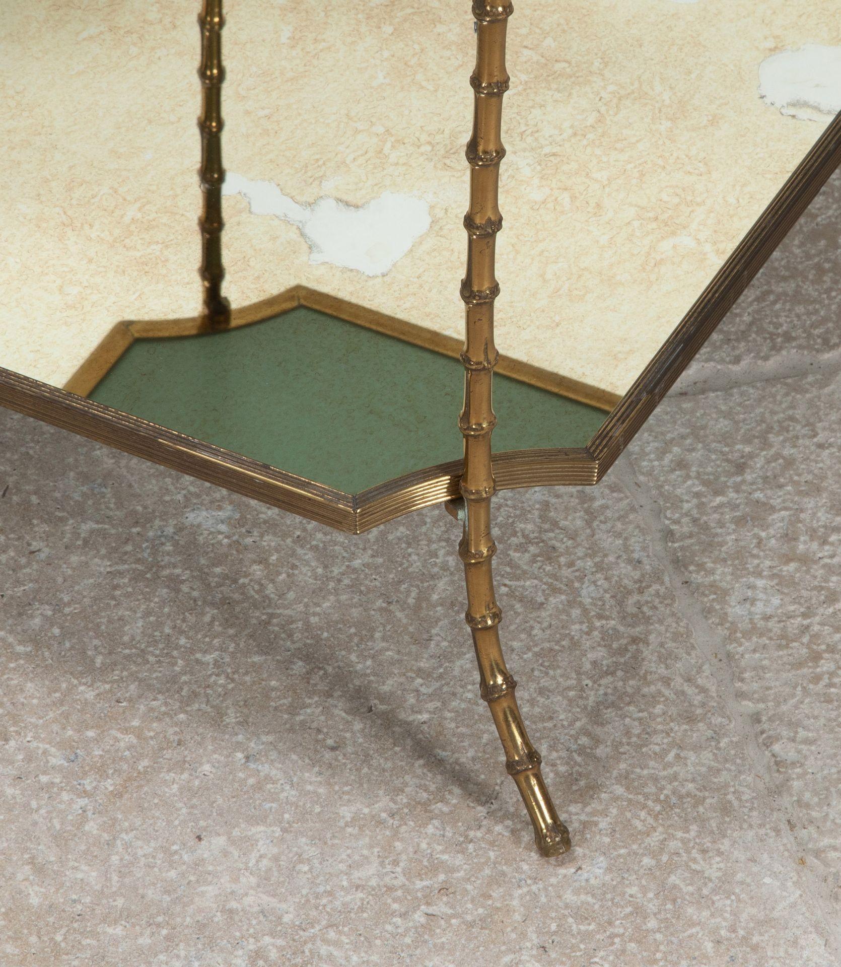 Paire de tables d'appoint en laiton de la Maison Bagues du milieu du siècle dernier en vente 7