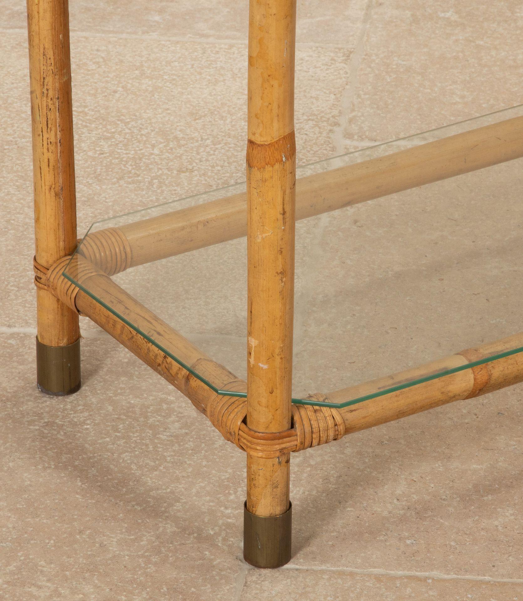 Coppia di mensole in bambù italiane di metà secolo a grande scala in vendita 2