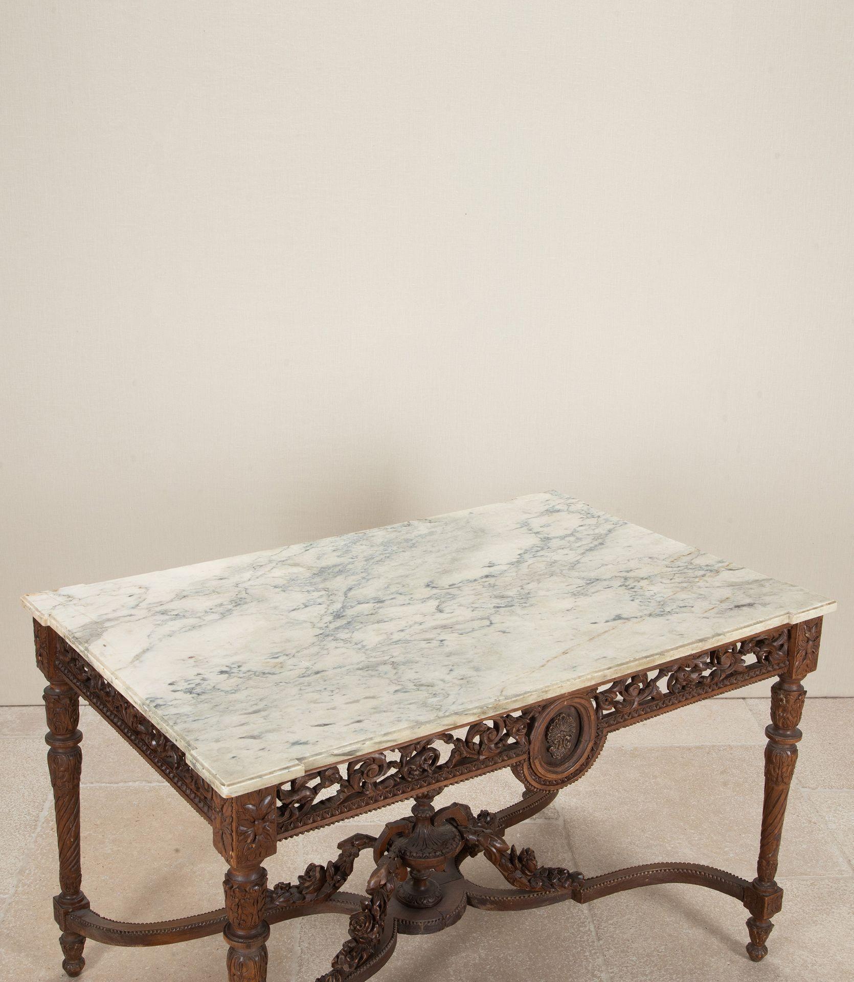 19th Century French Marble Topped Centre Table In Good Condition For Sale In Gloucestershire, GB