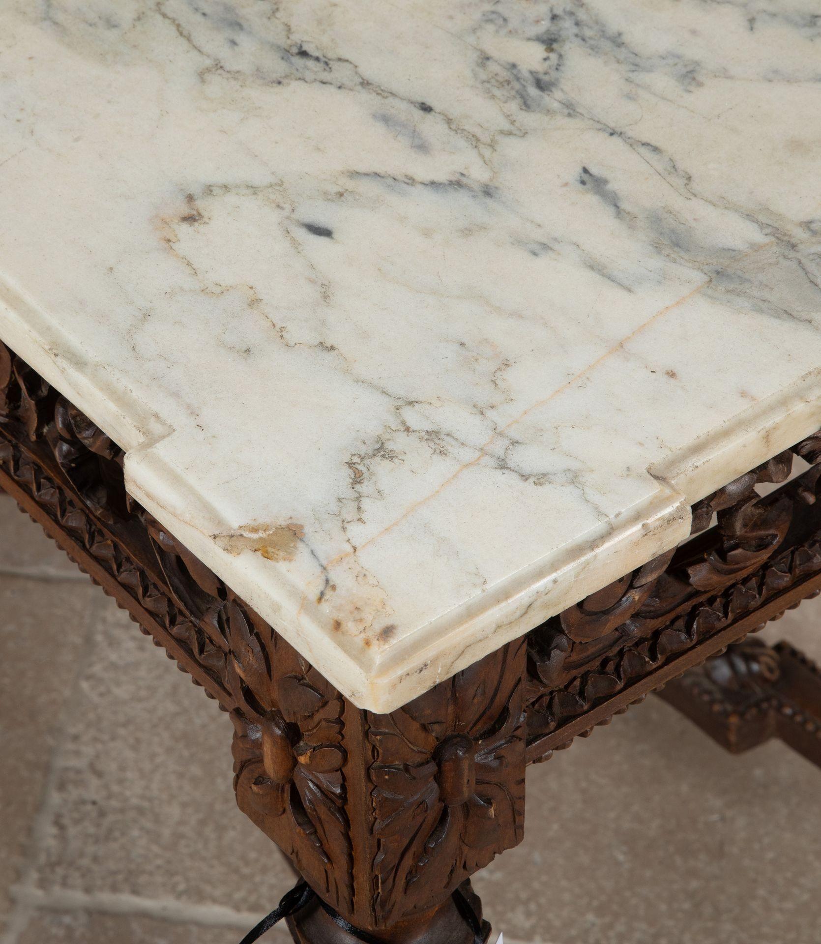 19th Century French Marble Topped Centre Table For Sale 1