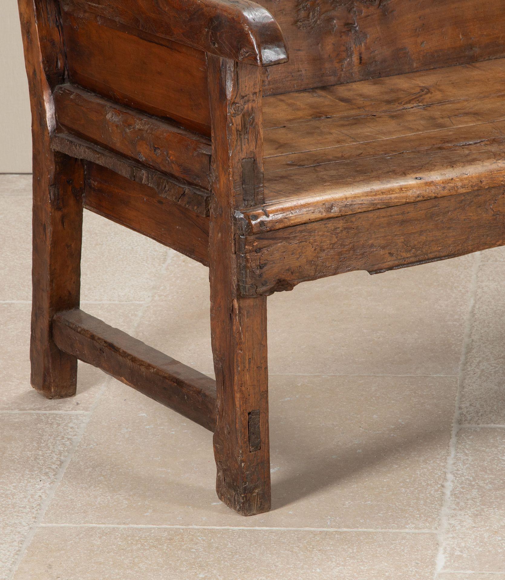 18th Century Spanish Walnut Bench For Sale 1