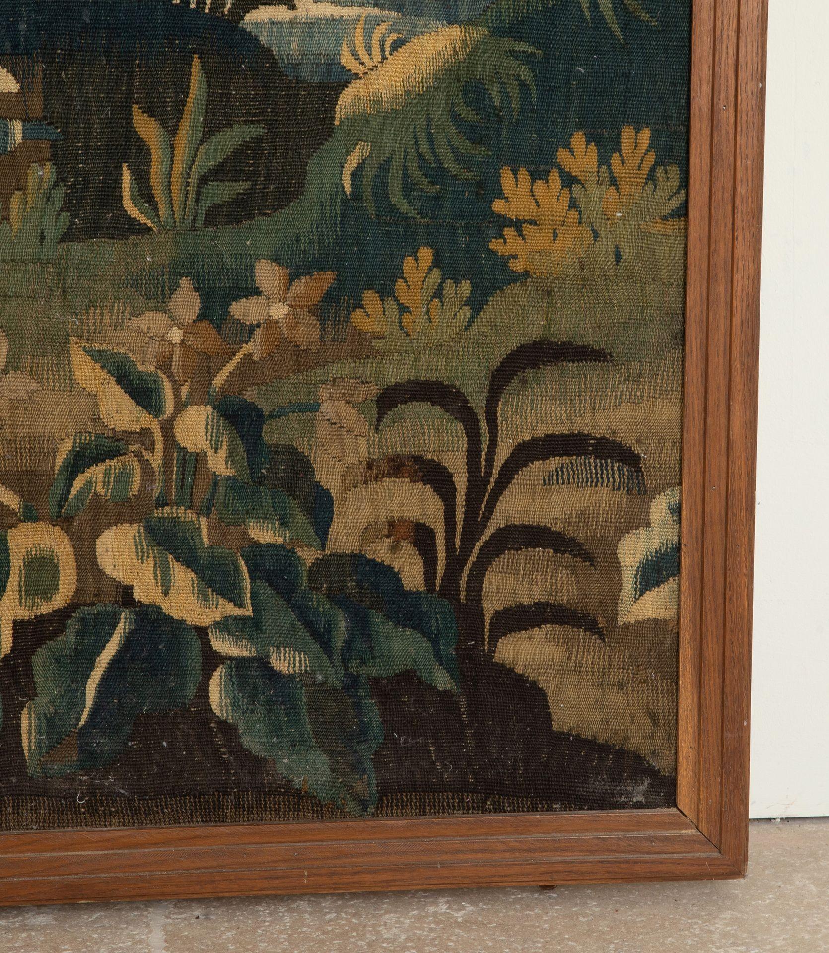 Paar französische gerahmte Aubusson-Wandteppiche aus dem 18. im Angebot 2