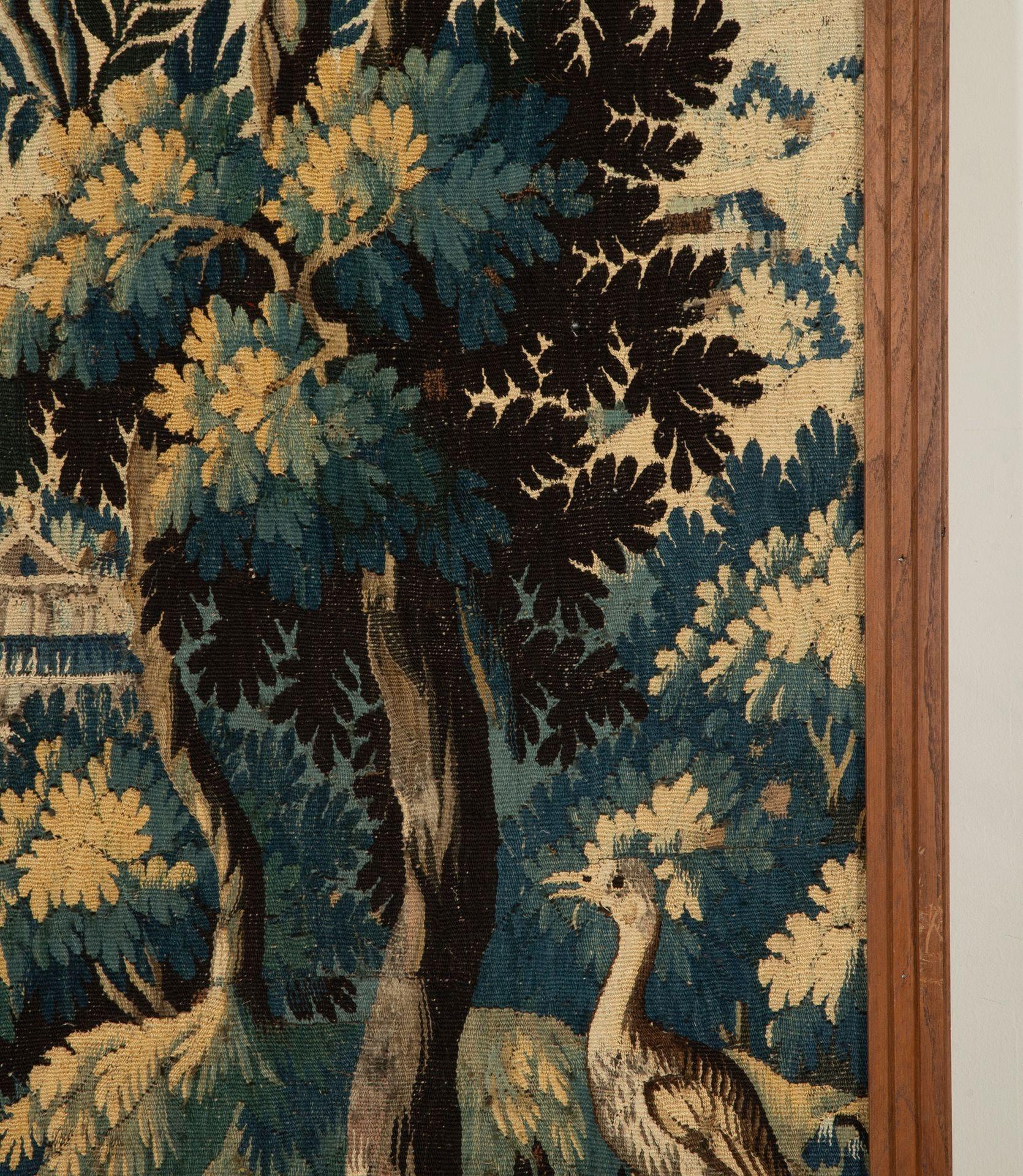 Paar französische gerahmte Aubusson-Wandteppiche aus dem 18. im Angebot 4
