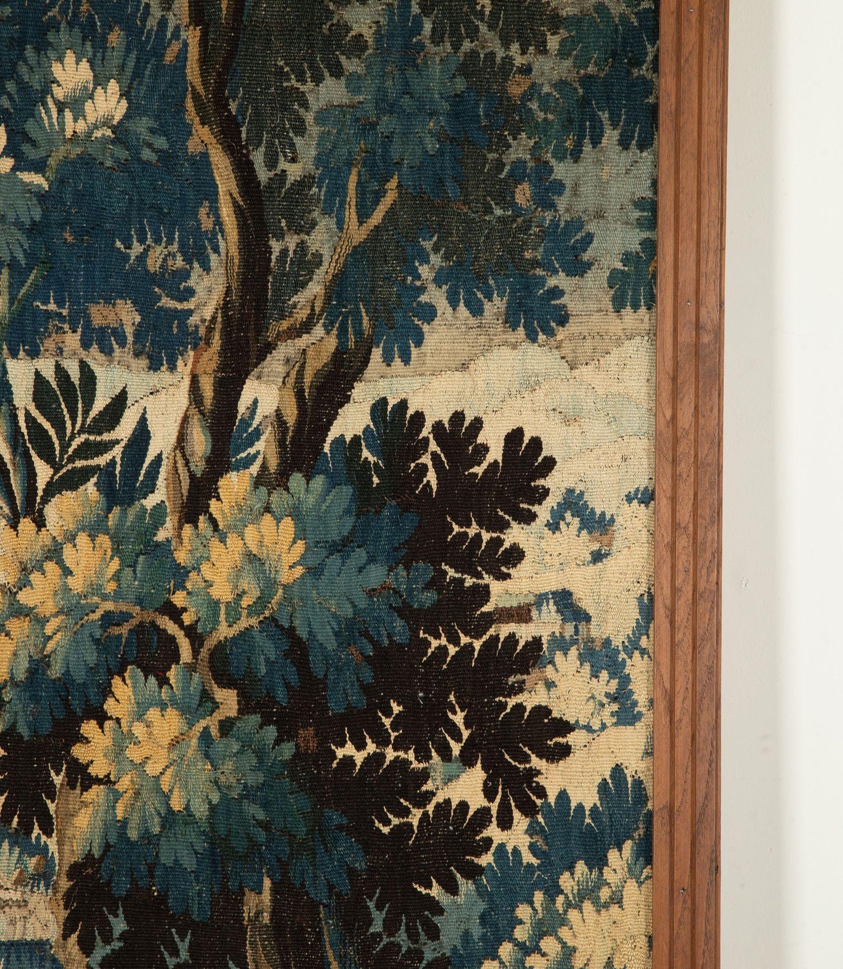 Paar französische gerahmte Aubusson-Wandteppiche aus dem 18. im Angebot 6