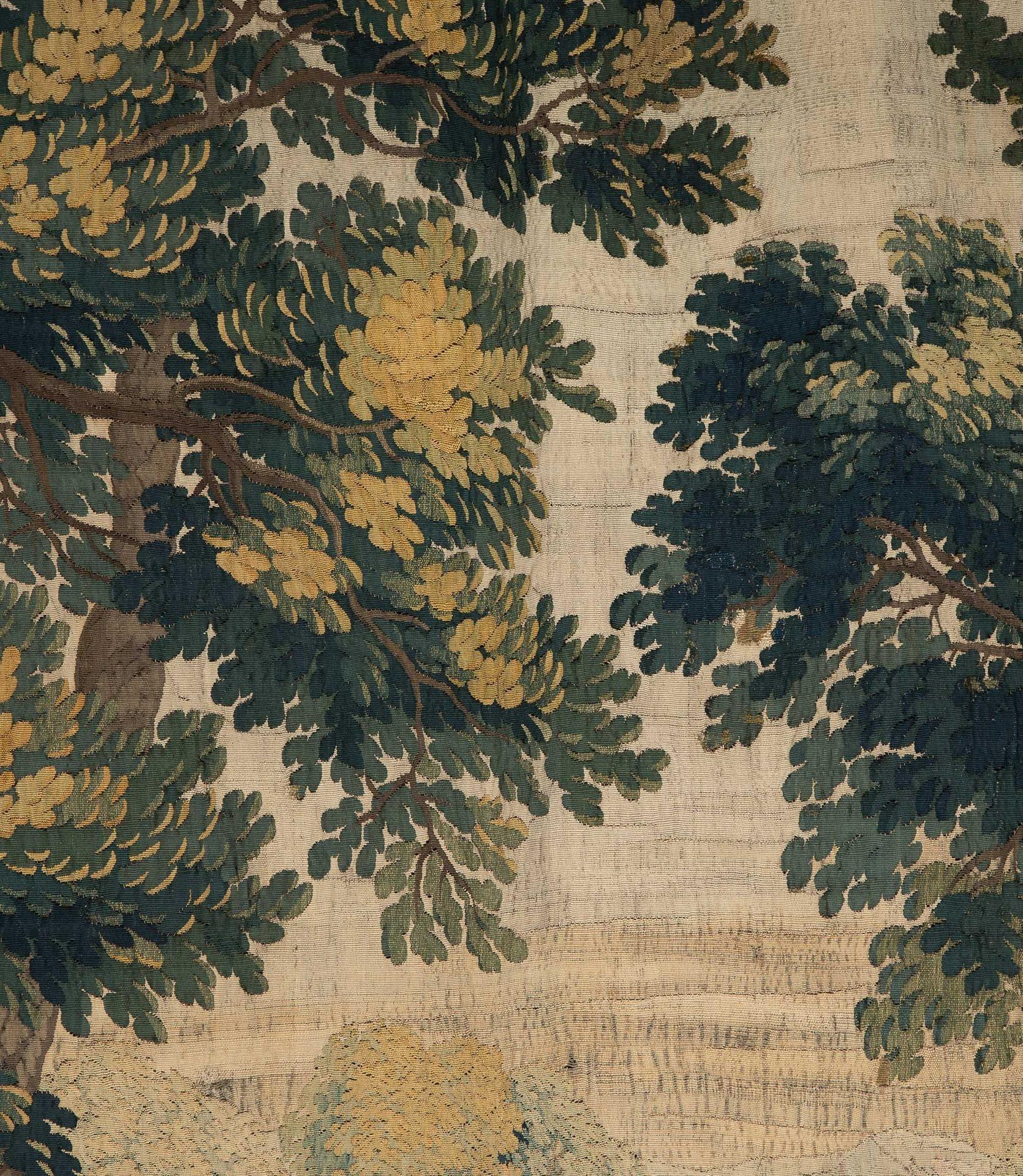 Large Early 18th Century Flemish Tapestry For Sale 3