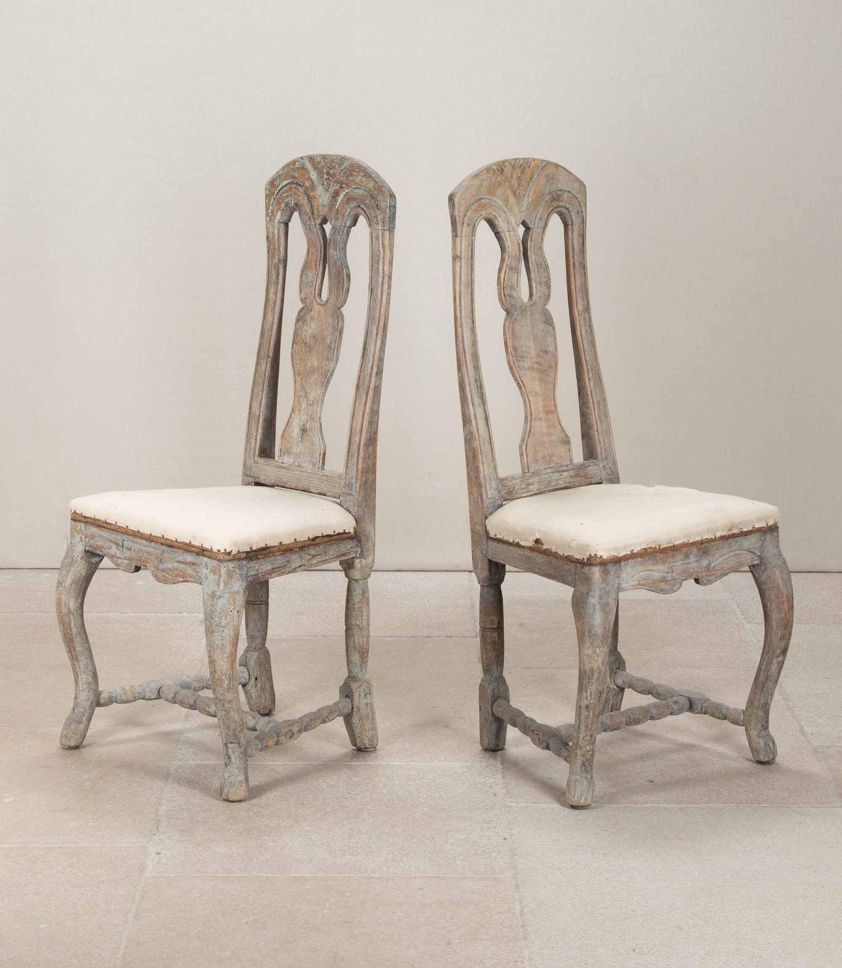 Gustavien Paire de chaises d'appoint en pin suédois du XVIIIe siècle en vente