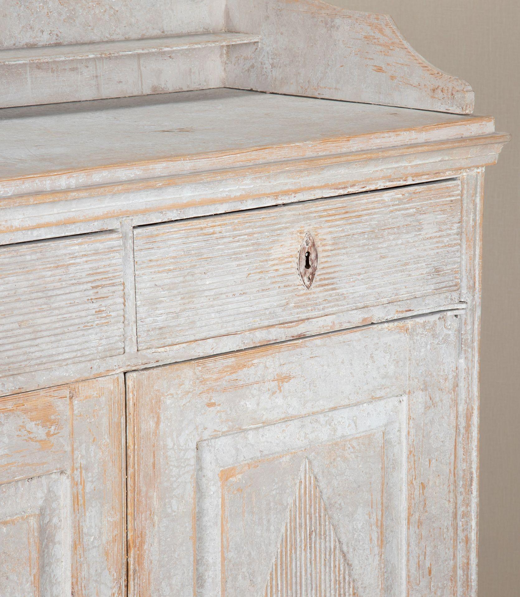 Late 18th Century Swedish Gustavian Buffet For Sale 2