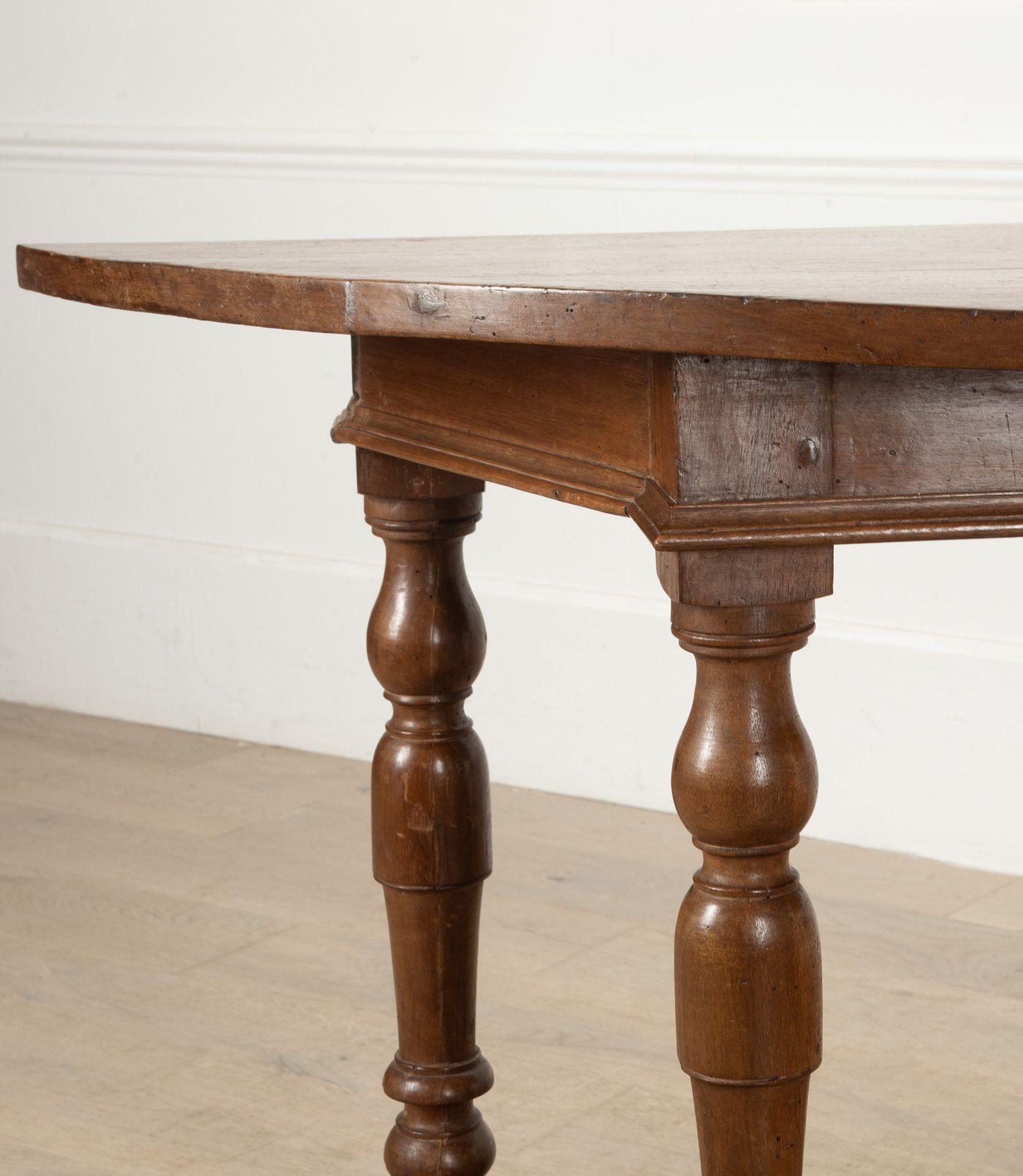 Pareja de consolas Demi Lune italianas del siglo XVIII Italiano en venta
