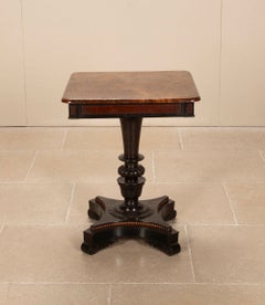 Table anglo-indienne du XIXe siècle en ébène et en amboyna