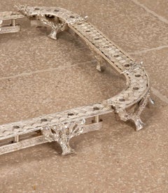 Surtou Art Nouveau francese in argento placcato, modulare, composto da quattordici pezzi, della fine del XIX secolo