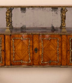 Armadietto da parete a specchio con montatura in bronzo francese, risalente all’inizio del XIX secolo