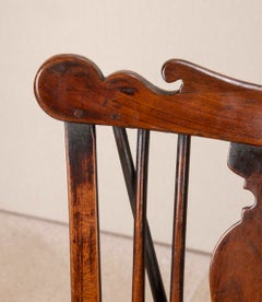 Set of Four Georgian Comb-Back Elm Windsor Chairs Attributed to the Thames Valle