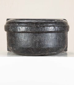 Mid-18th Century Dutch Round Limestone Sink