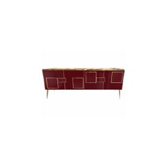 Credenza italiana a quattro ante in vetro bordeaux e ottone