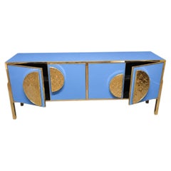 Credenza italiana azzurro fiordaliso in vetro di Murano e ottone