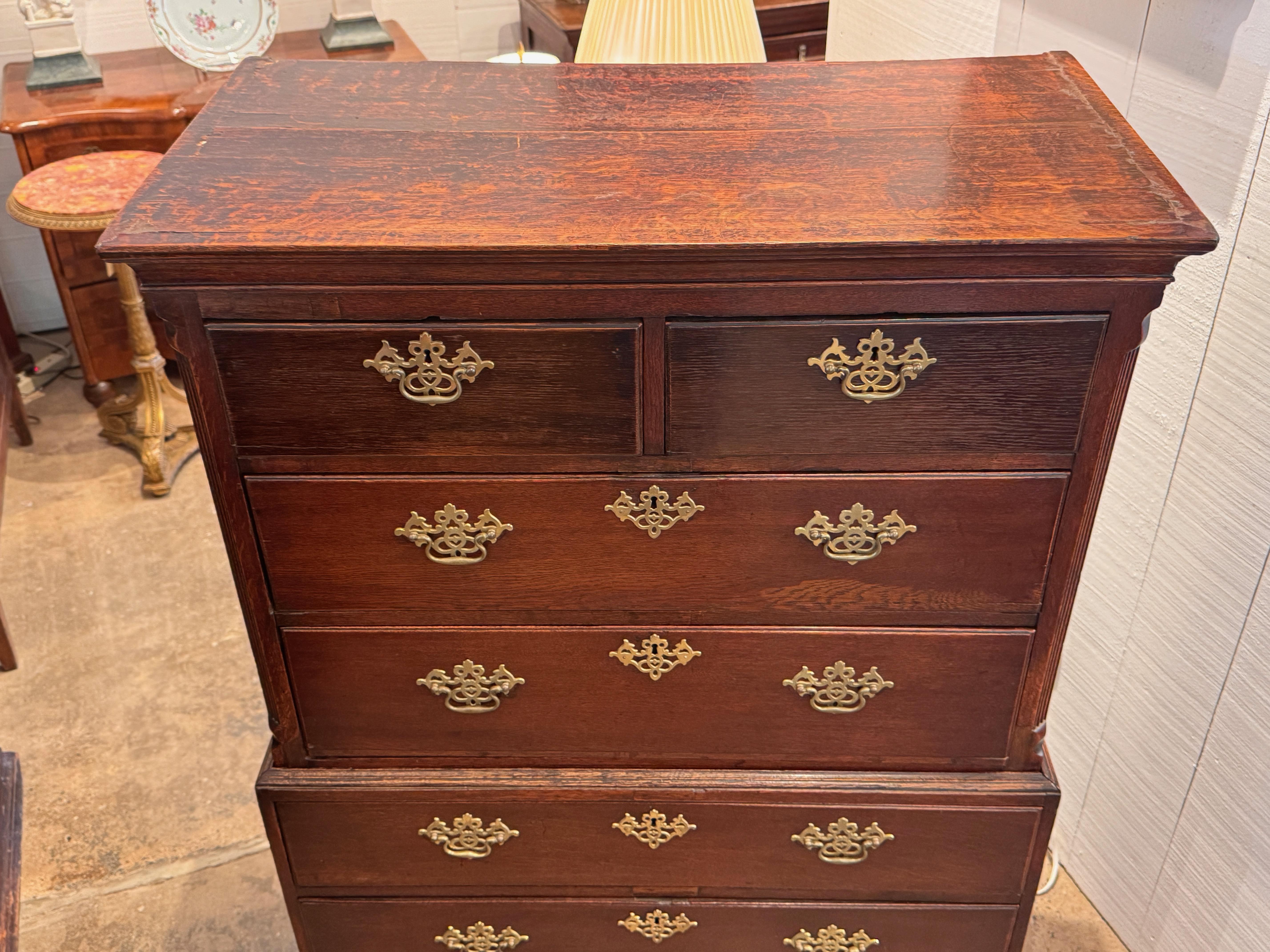 18th Century and Earlier 18th Century English Oak Chest-on-Chest For Sale