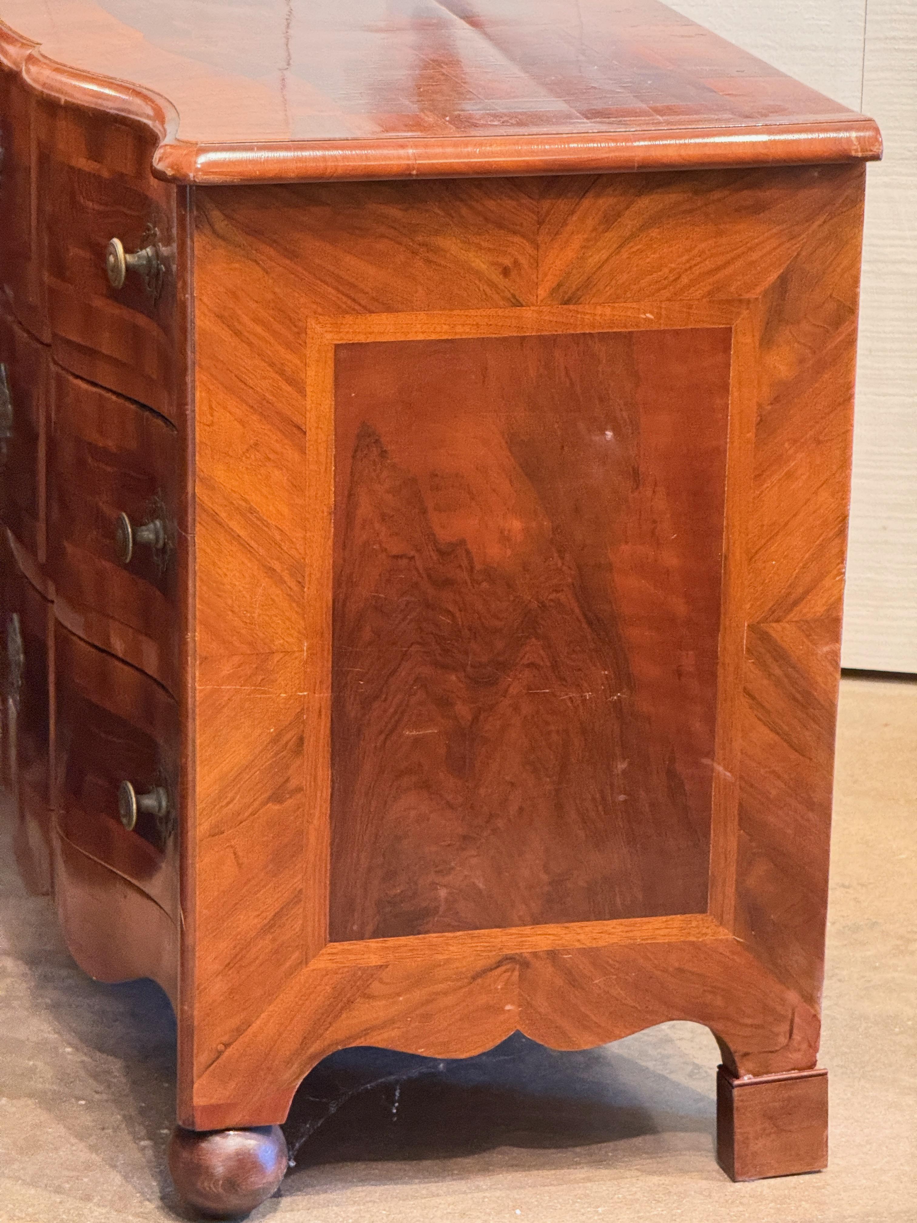 Continental Serpentine Chest With Inlaid Veneer For Sale 4