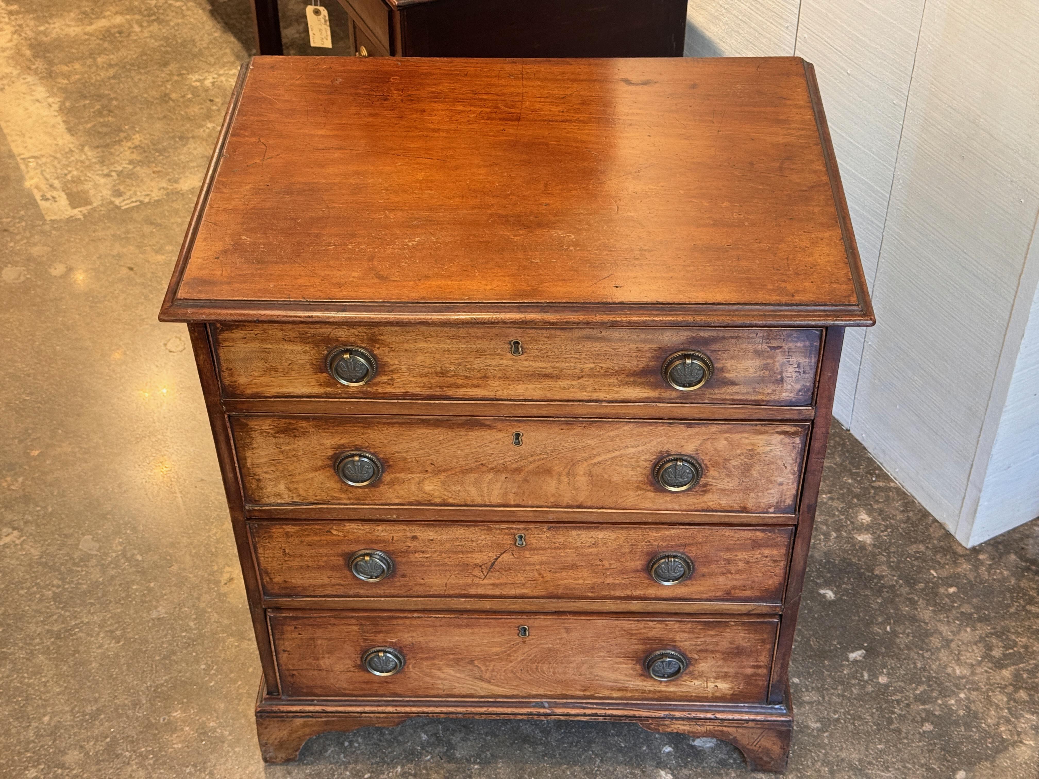 George III Mahogany Chest, 18th Century For Sale 2