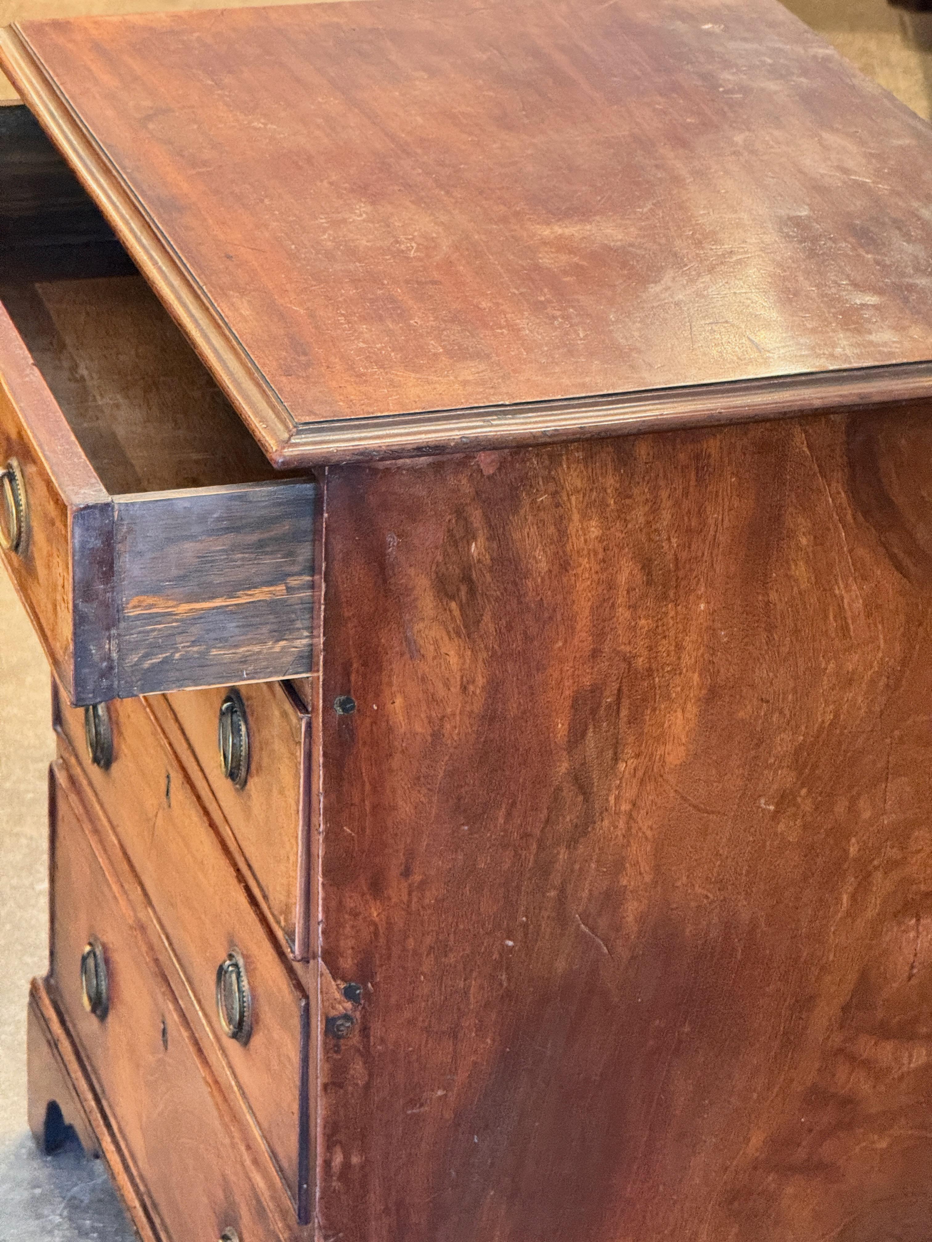 George III Mahogany Chest, 18th Century For Sale 3