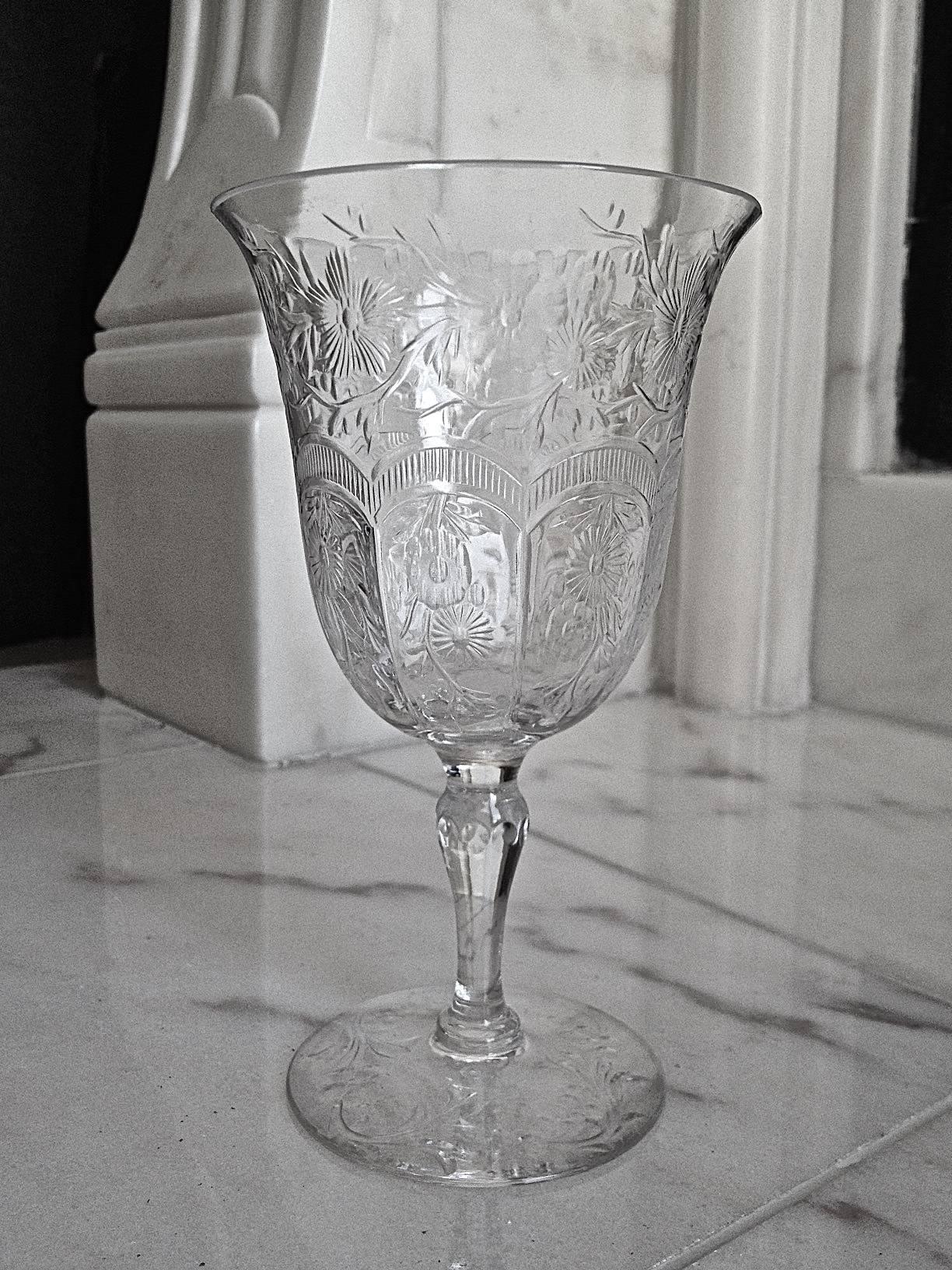Early 20th Century Webb Wheel Carved Set of Cut Glass Stemware English, circa 1920 For Sale