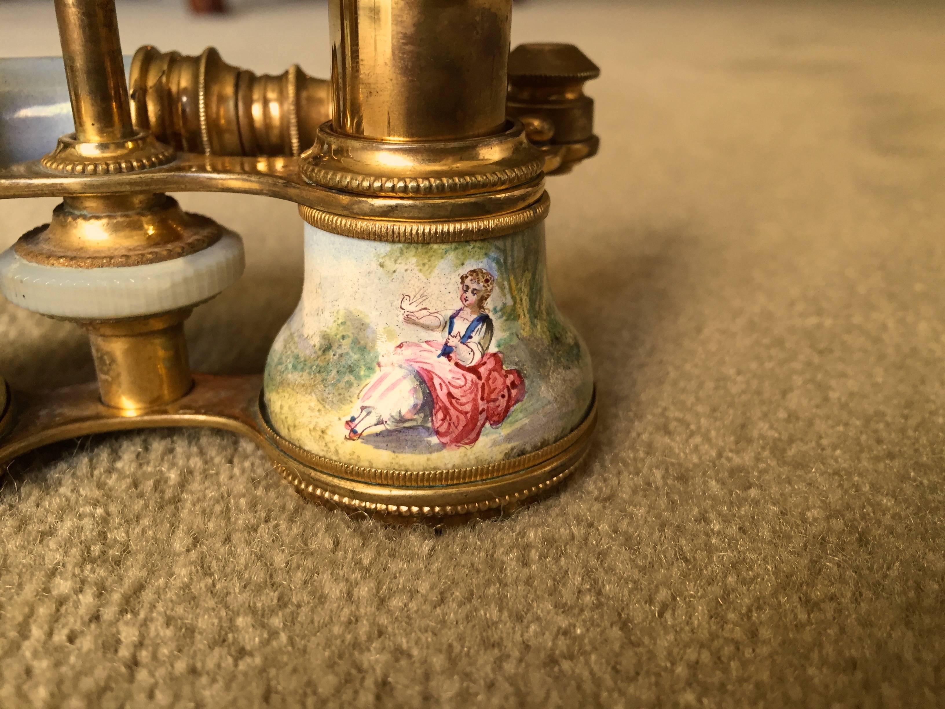 French Enamel Opera Glasses Courtship Scenes Hand-Painted, circa 1880, Paris For Sale 1