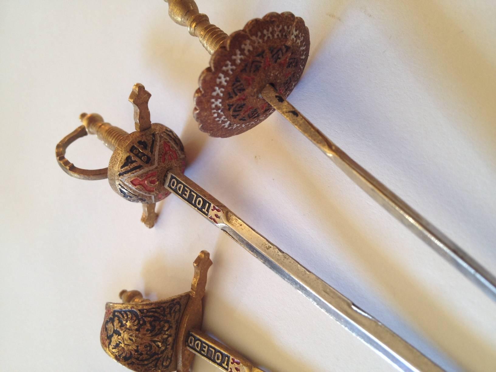 Brass Vintage Spanish Sword Stand Carved Wood Coat of Arms Plaque, circa 1940s For Sale