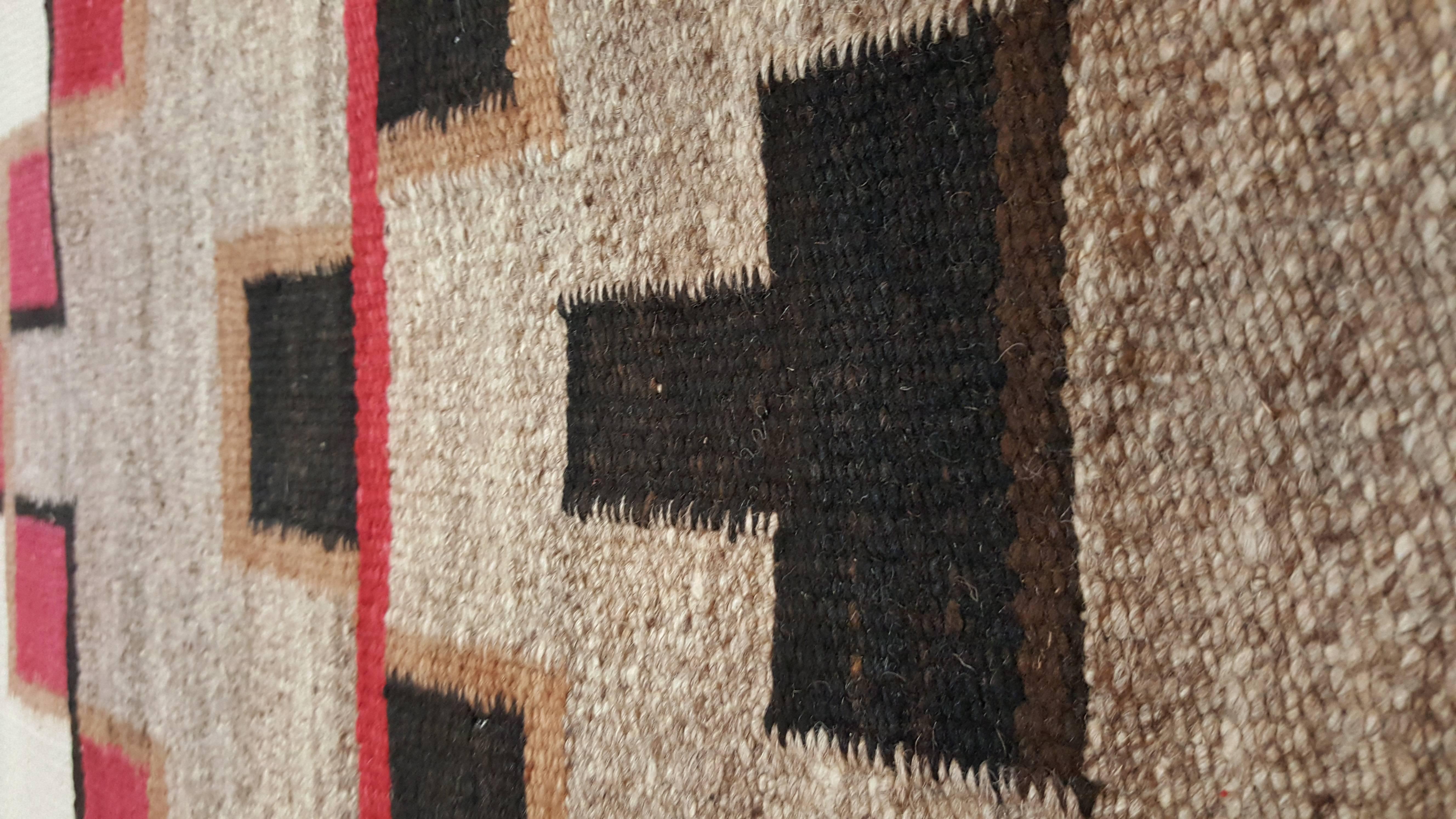 Antique Navajo Rug, Oriental Rug, Fine Handmade Wool Rug, Taupe, Ivory, Red Gray In Excellent Condition In Port Washington, NY