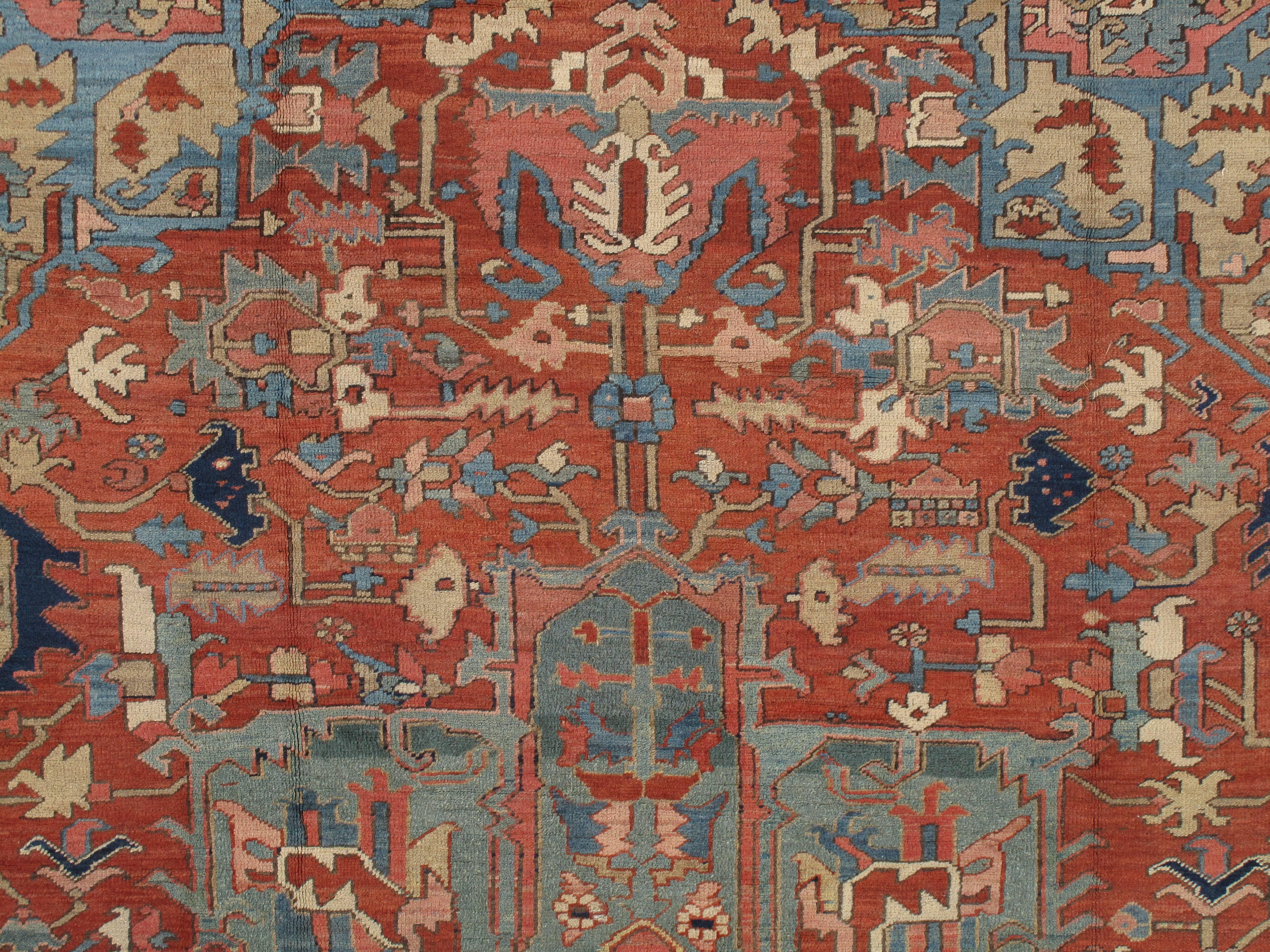 Antiker Persischer Heriz Teppich:: Handgefertigter Orientteppich aus Wolle:: Rost:: Marine:: Hellblau (Handgeknüpft)