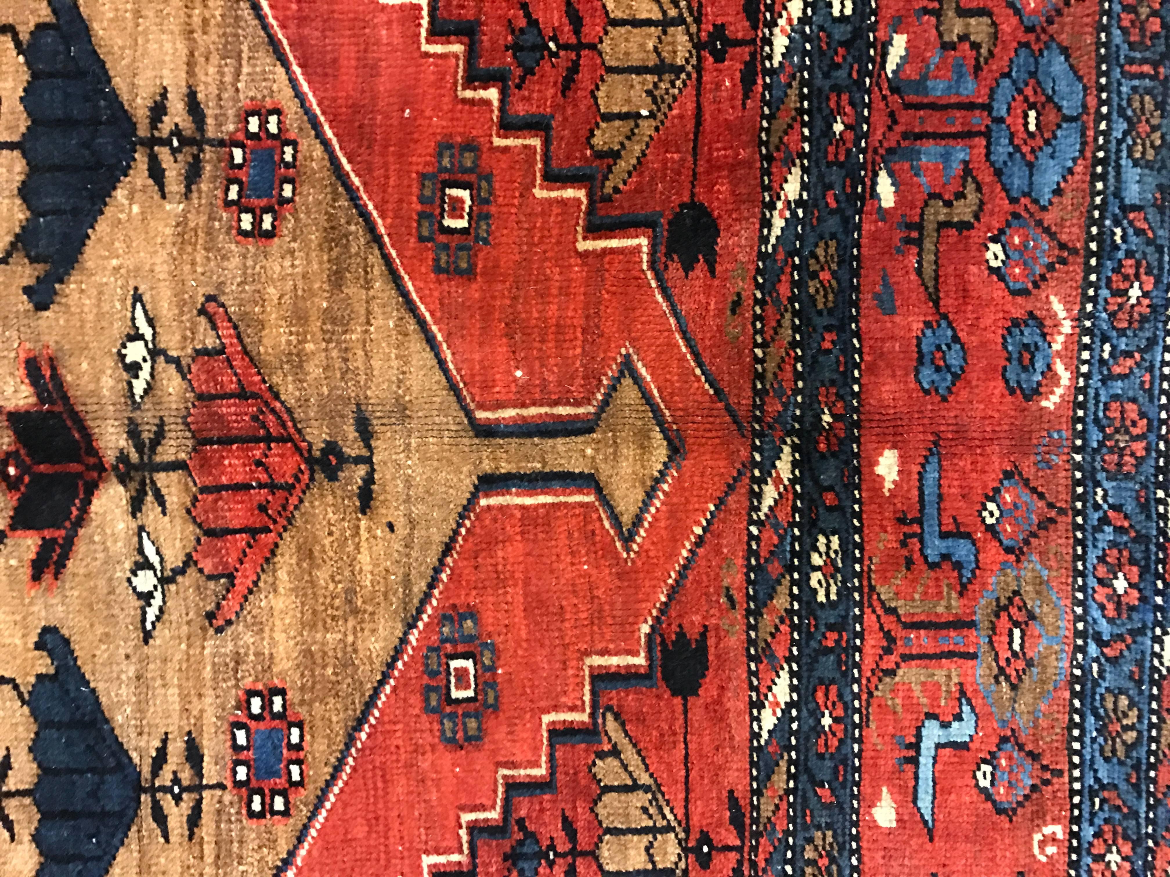 Antiker antiker Bakshaish-Teppich, orientalischer persischer handgefertigter Teppich in Braun, Blau und Rot (Persisch) im Angebot